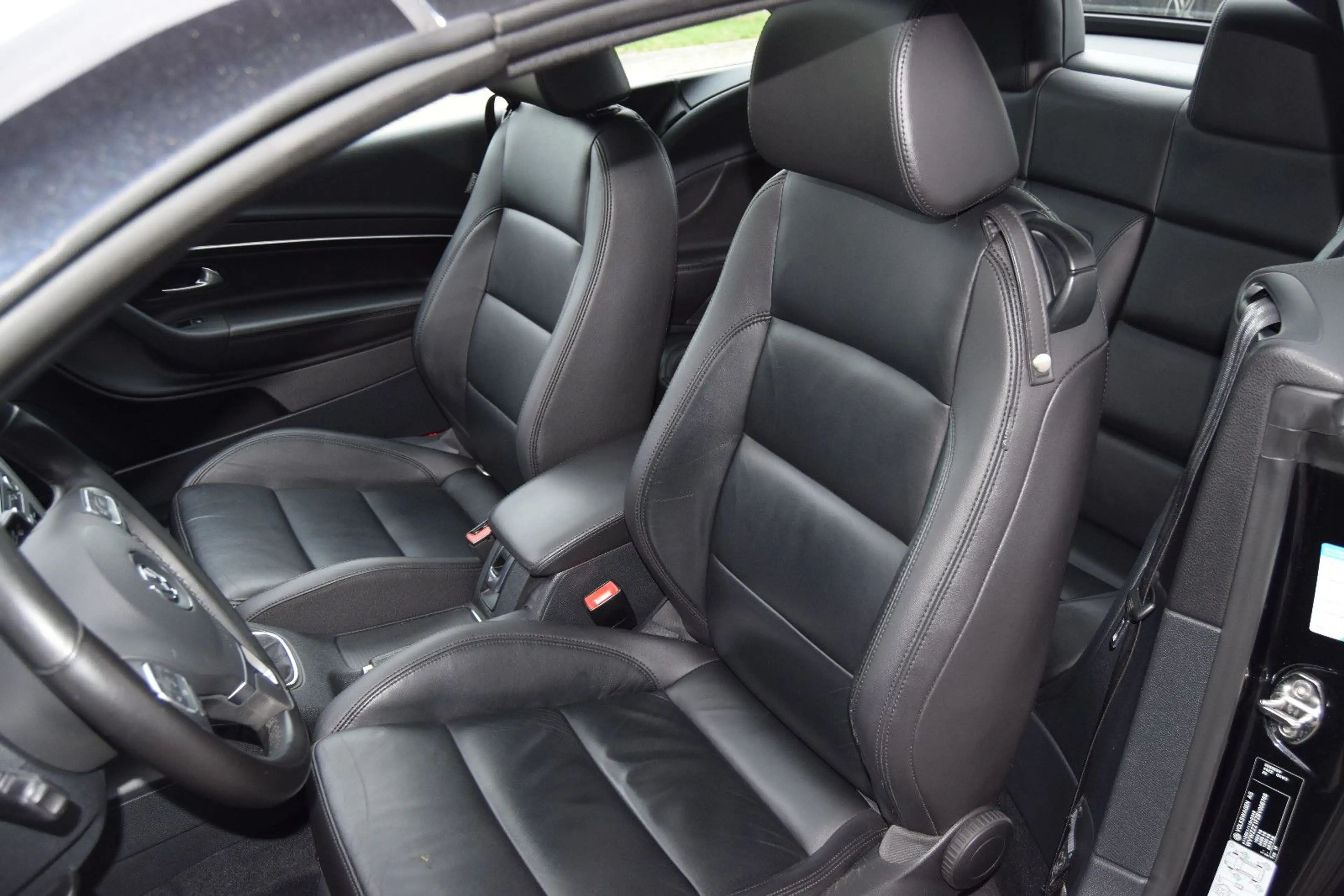Volkswagen Eos 1.4 TSI Exclusive,Navi,Leder,Sitzh,Parks,,,, — photo 12