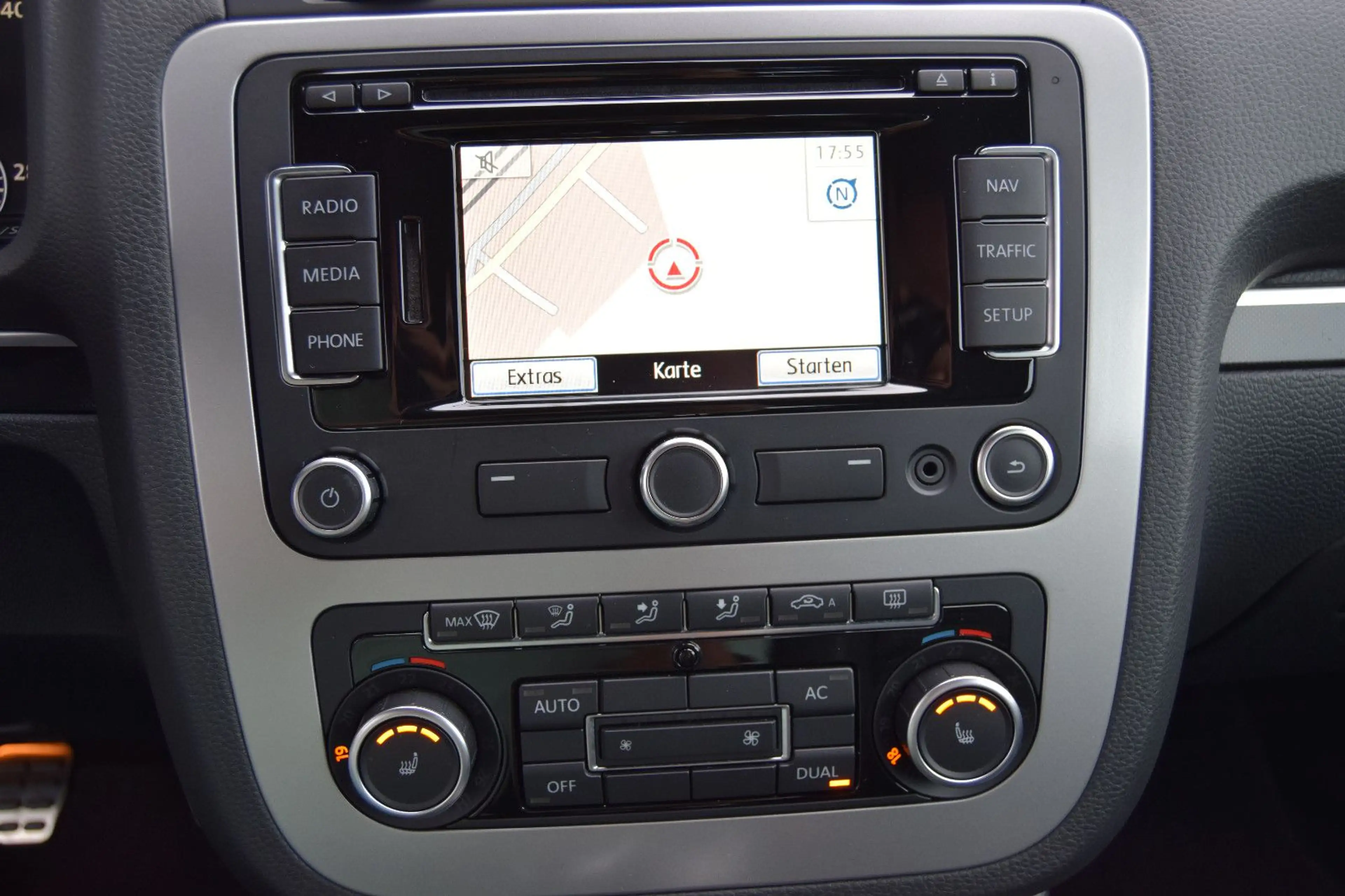 Volkswagen Eos 1.4 TSI Exclusive,Navi,Leder,Sitzh,Parks,,,, — photo 13