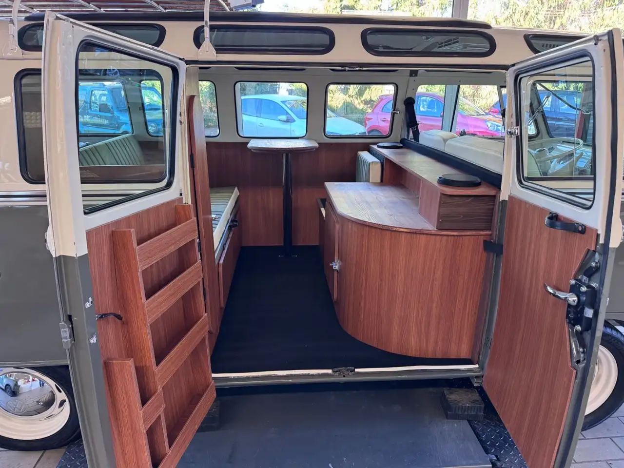 Volkswagen T1 Deutsche Vollrestauration mit Wertgutachten, foto 12