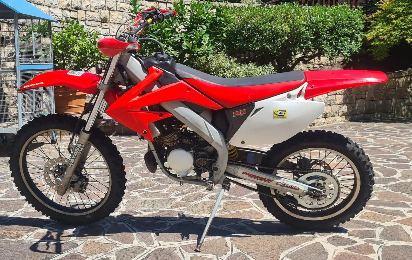 HM CRE Baja crvena - 1