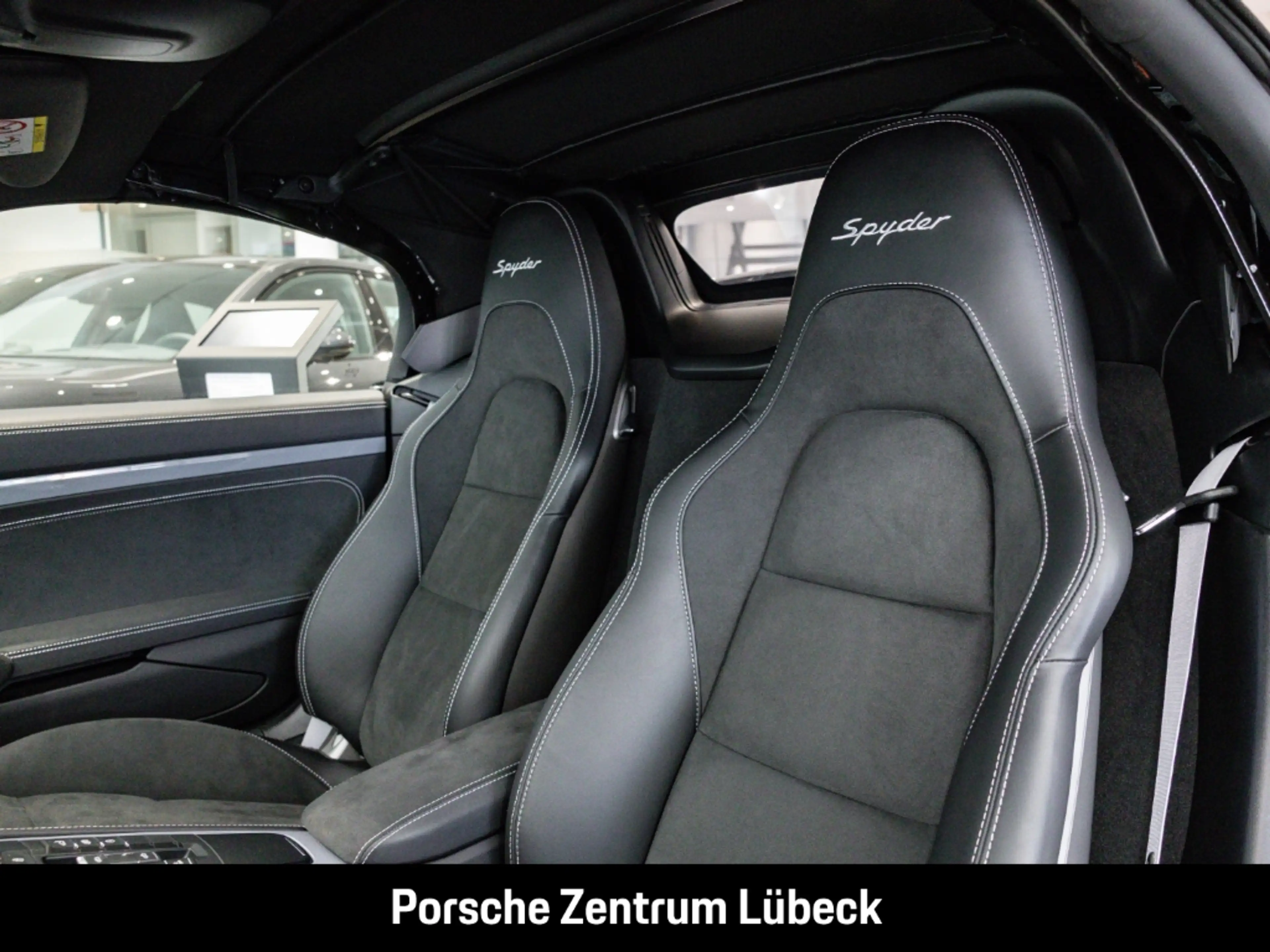 Porsche 718 Spyder — photo 5
