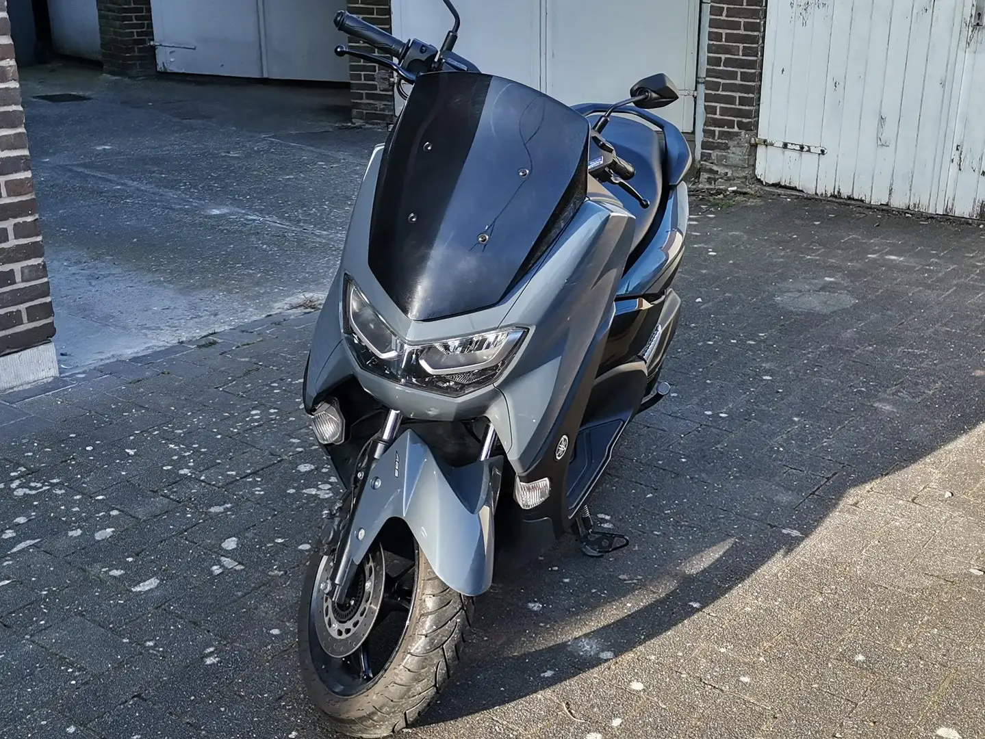 Yamaha NMAX 125cc Noir - 1