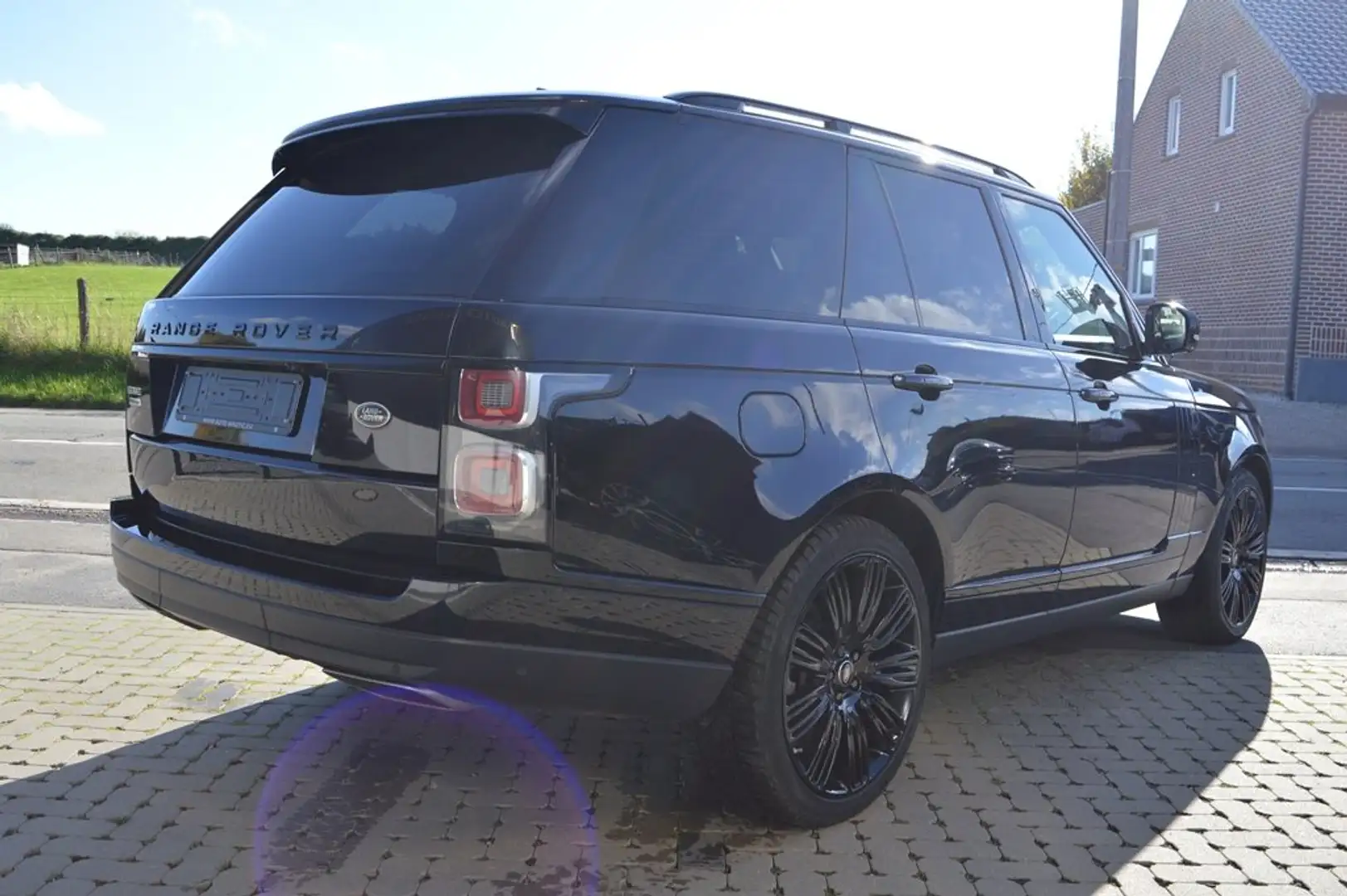 Land Rover Range Rover Vogue 5.0 V8 Supercharged 1 MAIN ! Superbe état Noir - 2