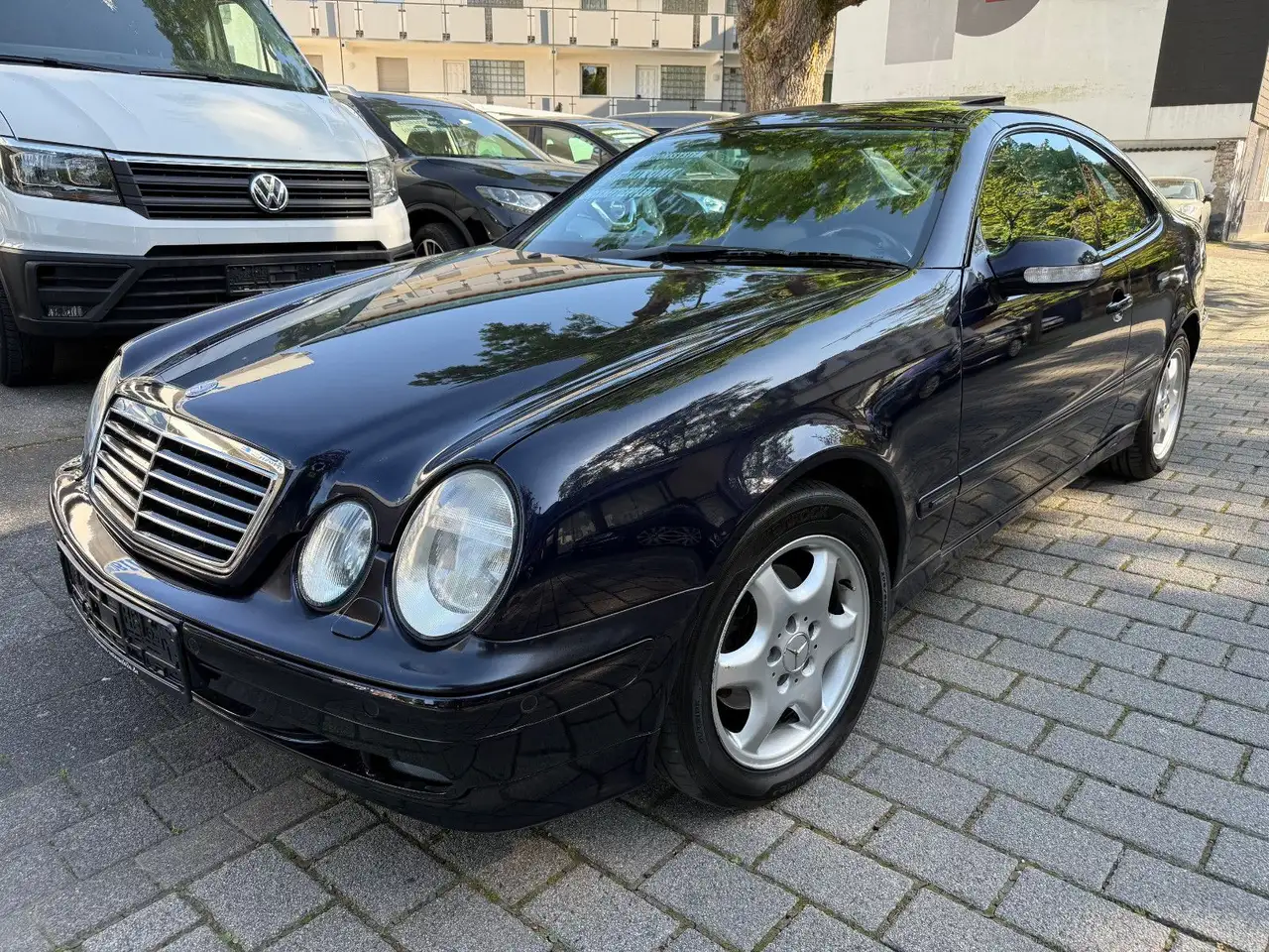 Mercedes-Benz CLK 230