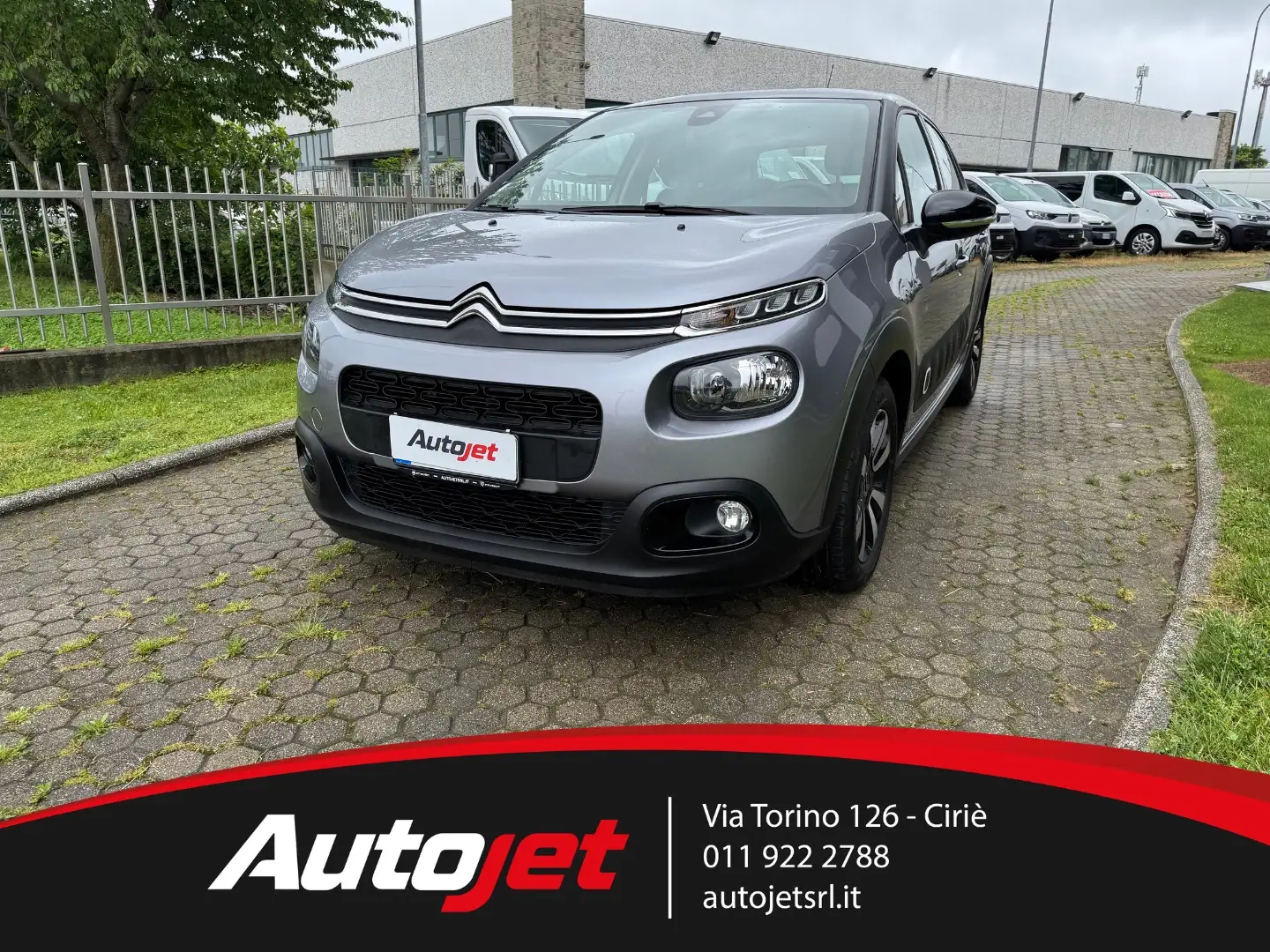 Citroen C3 C3 1.2  83CV GPL Shine Grau - 1