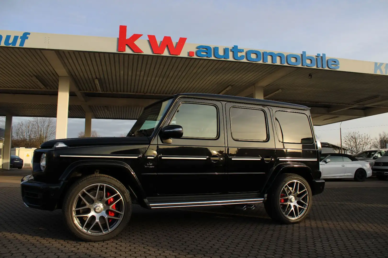 Mercedes-Benz G 63 AMG SUPERIOR,CARBON, 3xTV Negro - 1