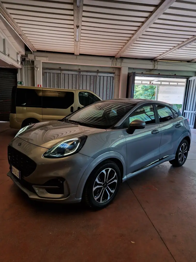 Ford Puma 1.0 EcoBoost Hybrid 125 CV S&S ST-Line X Grigio - 1