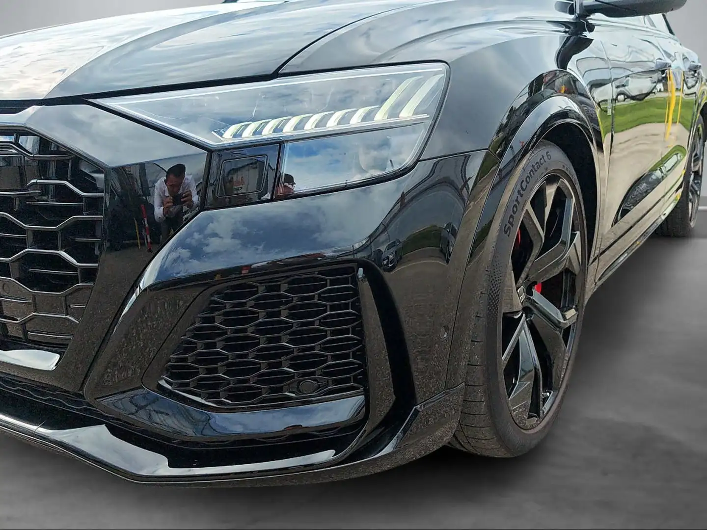 Audi RS Q8 Audi RS Q8 Noir - 2