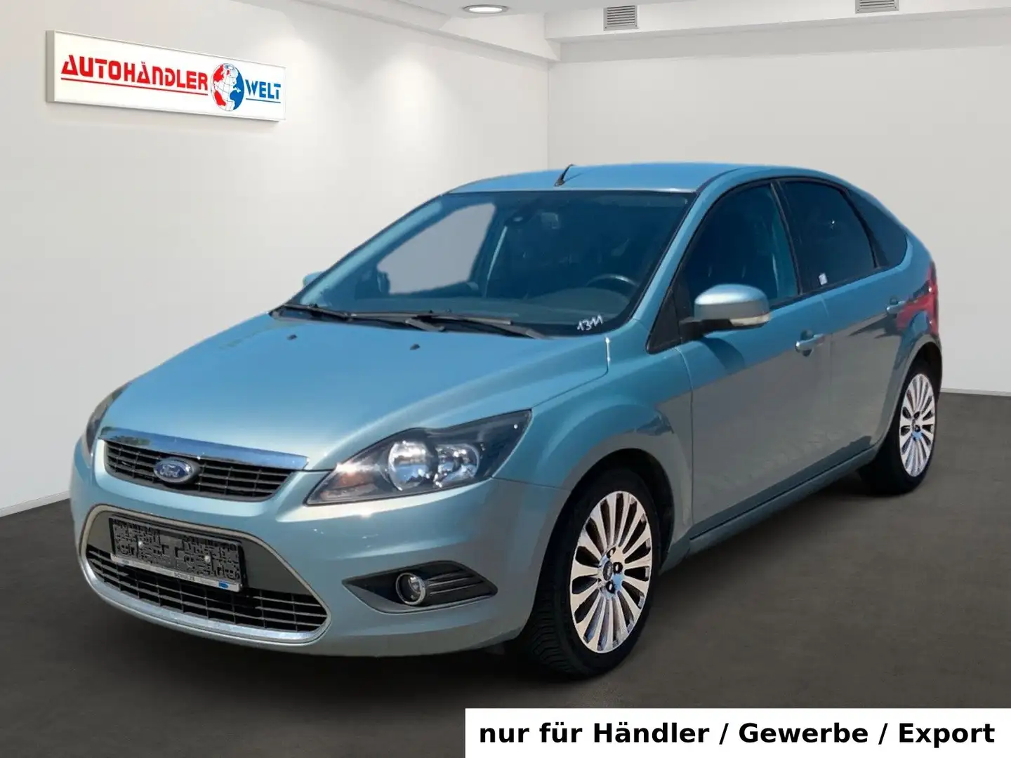 Ford Focus Lim.  2.0 5-trg. Titanium AAC PDC Temp SHZ Gris - 1