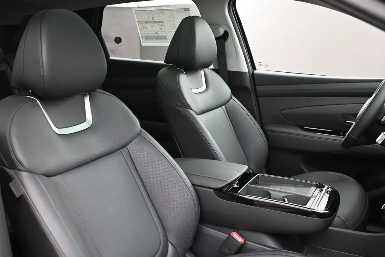 Hyundai TUCSON снимка Hyundai TUCSON