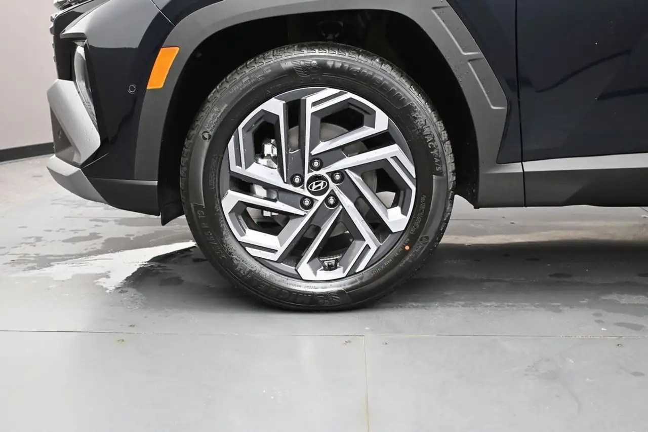 Hyundai TUCSON снимка Hyundai TUCSON