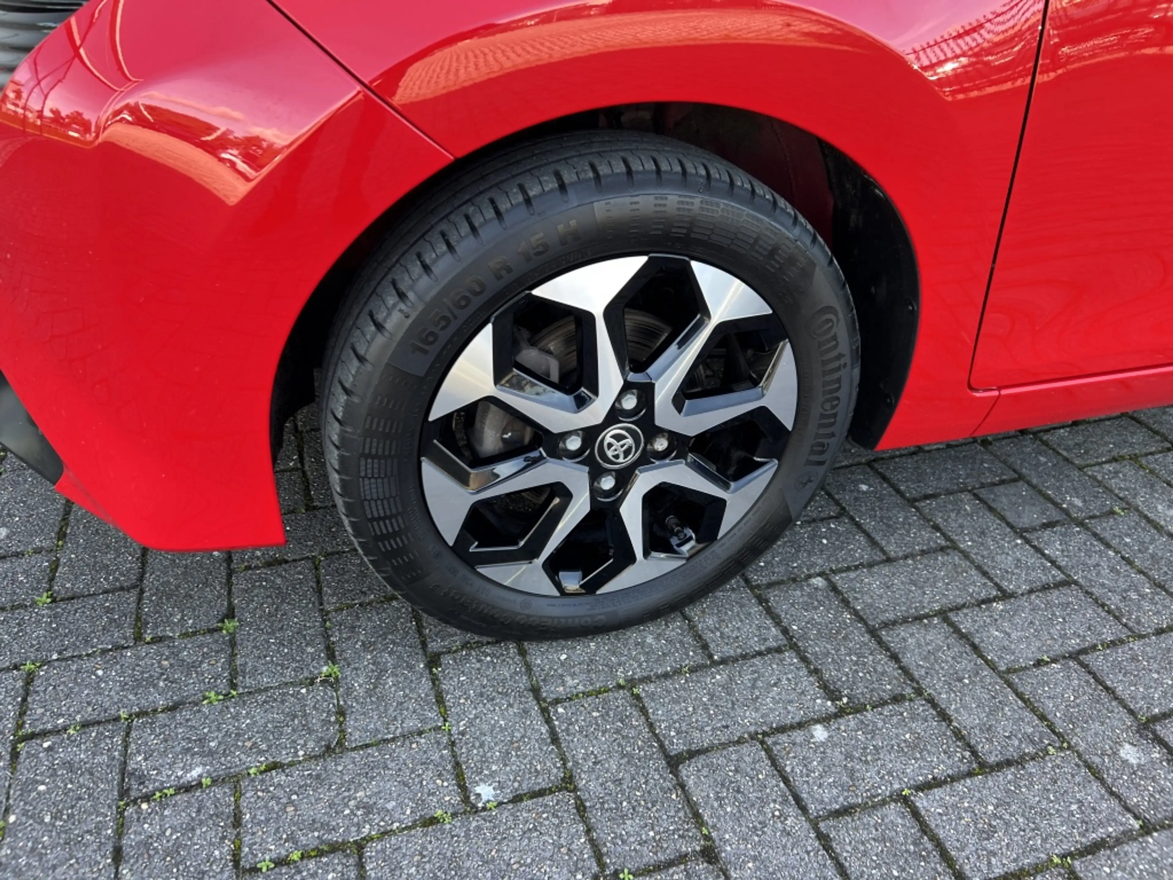 Toyota Aygo 1.0 VVT-i x-joy — photo 21