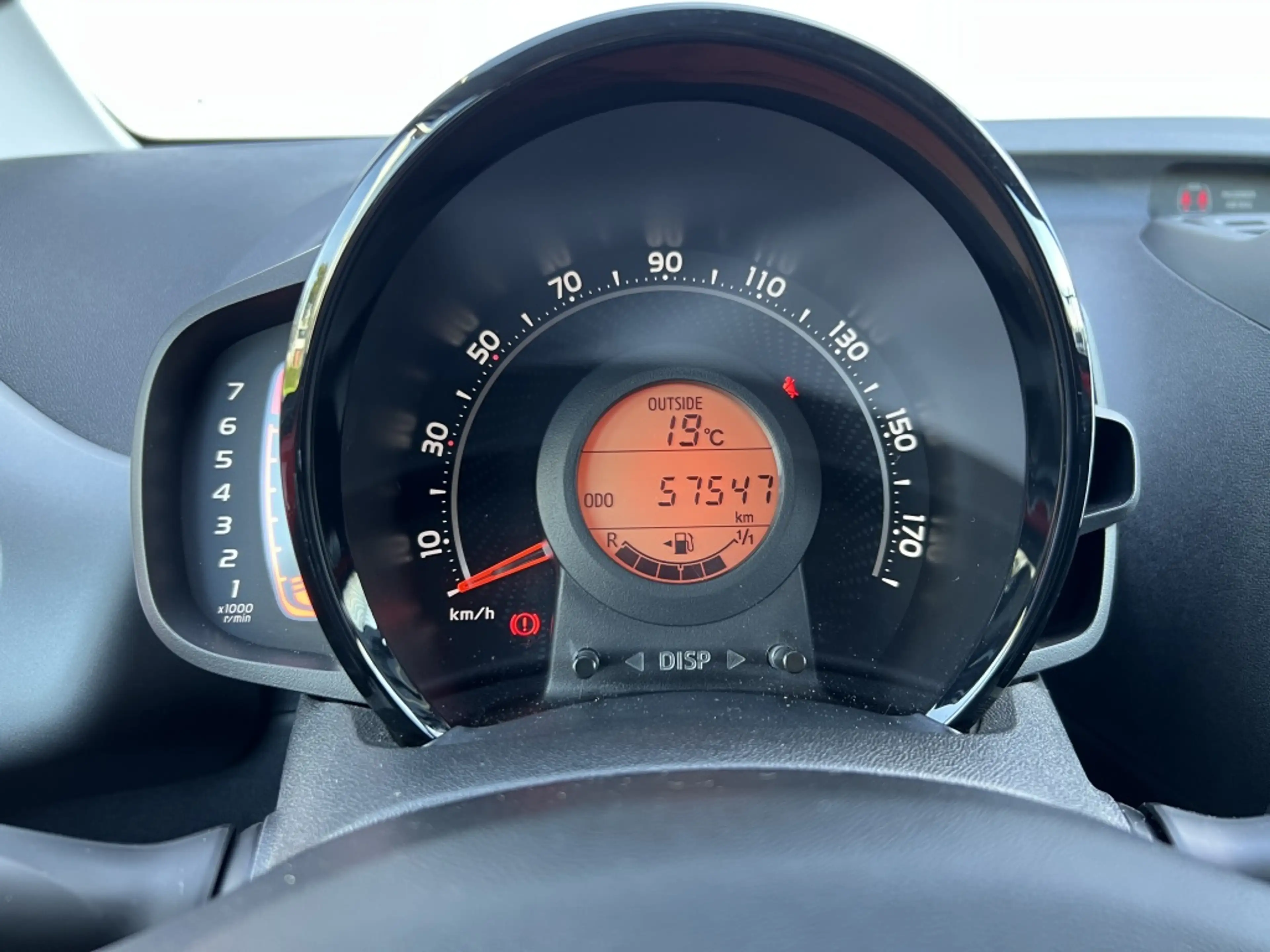 Toyota Aygo 1.0 VVT-i x-joy — photo 11