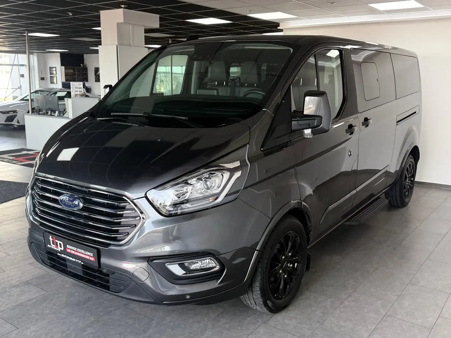 Ford Tourneo Custom 320 L2 Titanium X 9Sitzer Standh. Gris - 2