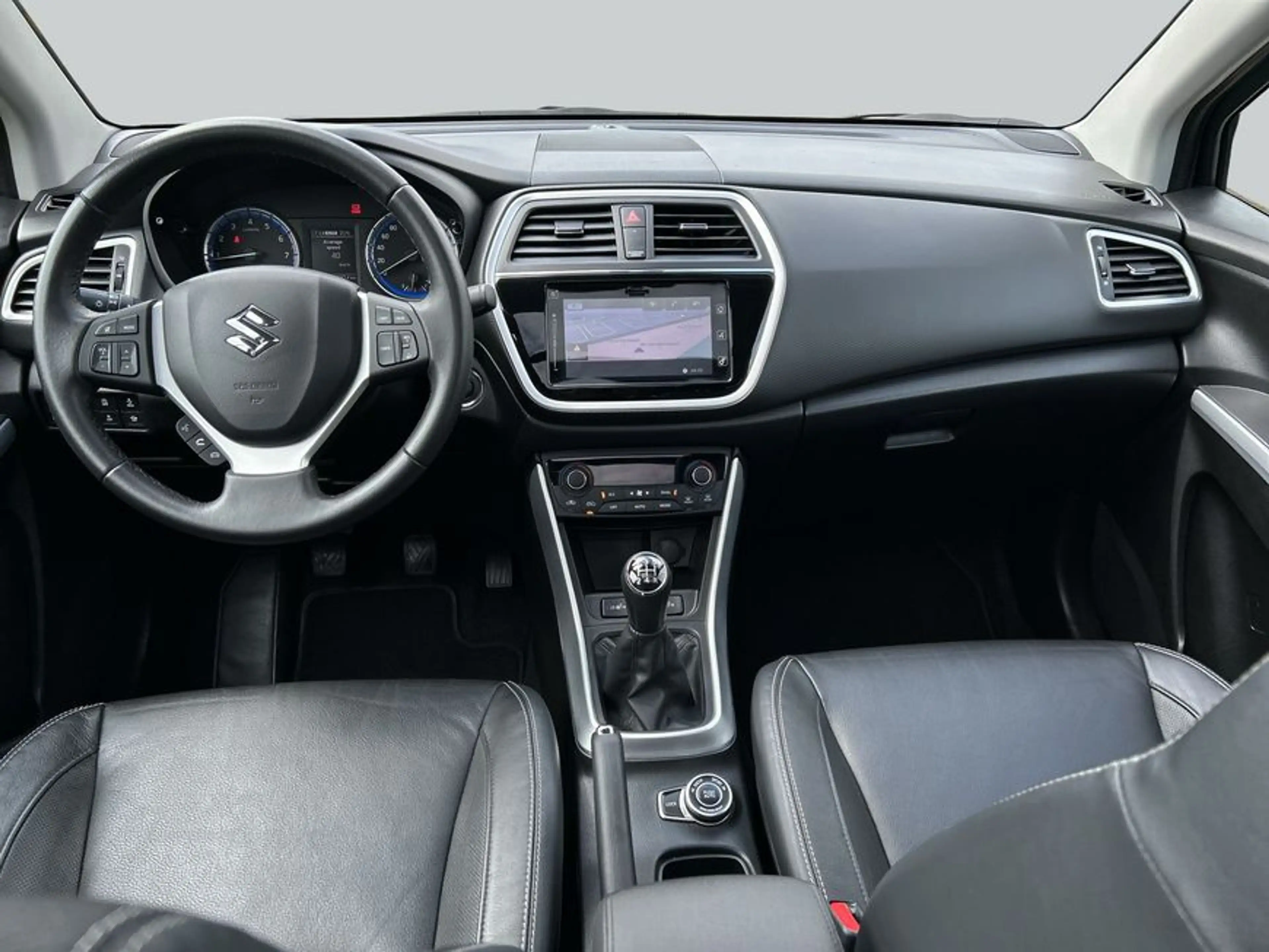 Suzuki SX4 S-Cross 1.4 Allgrip Panoramadach — photo 13
