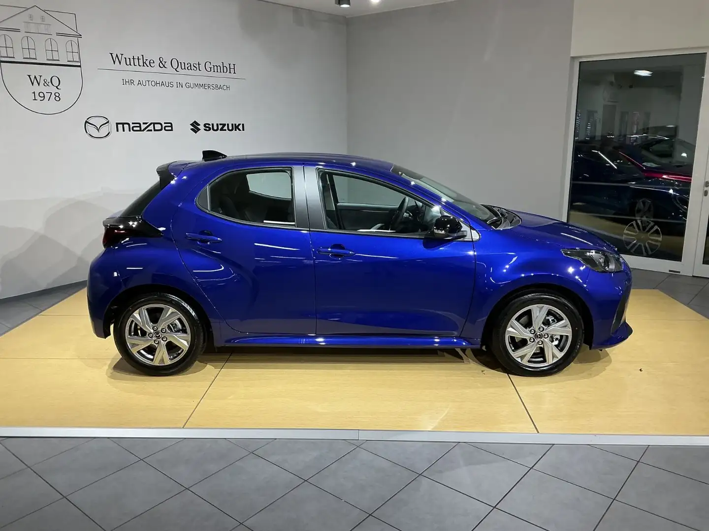 Mazda 2 Hybrid*ACC*SHZ*LHZ*CarPlay*Kamera* Синій - 2