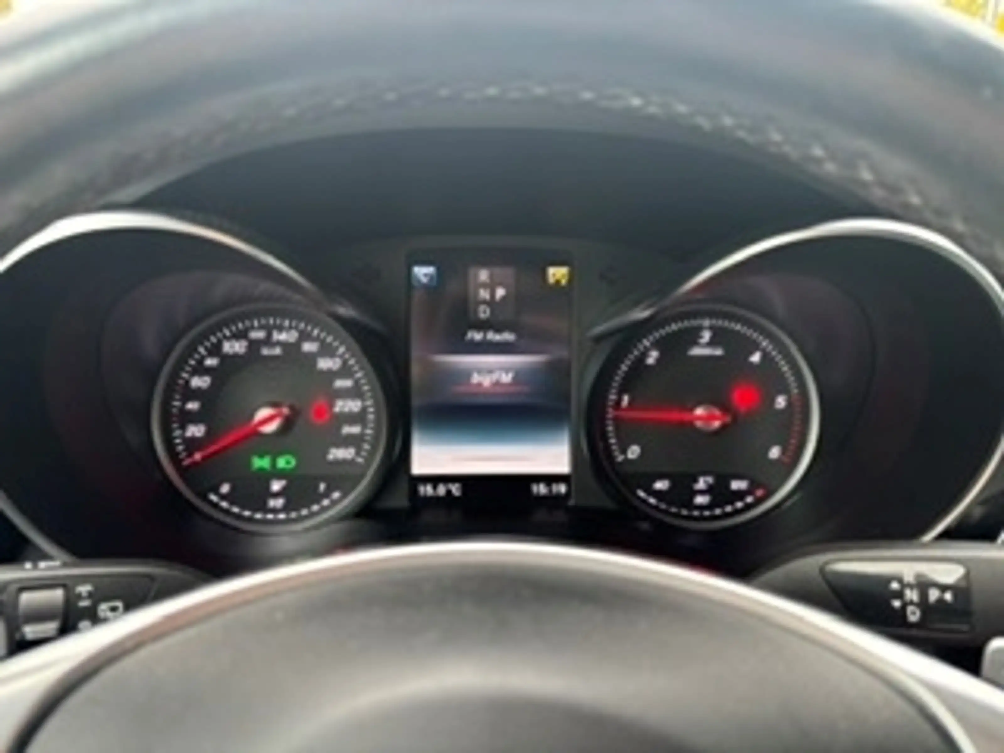 Mercedes-Benz GLC 220 d 4Matic AHK-klappbar Navi LED El. Heckklappe Mehr — photo 6