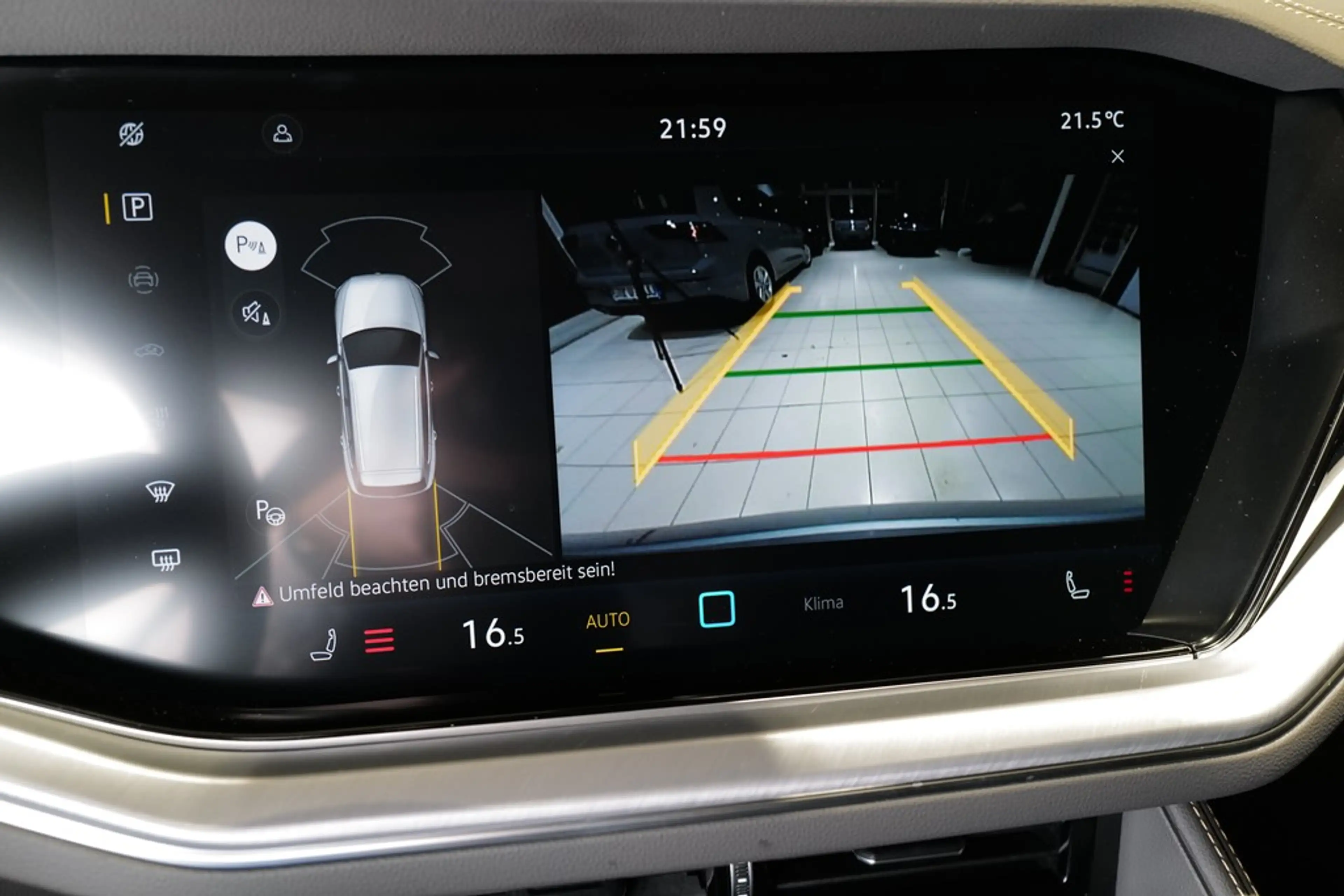 Volkswagen Touareg 3.0TDI Elegance AHK StdHz Matrix Keyless Allrad... — photo 15