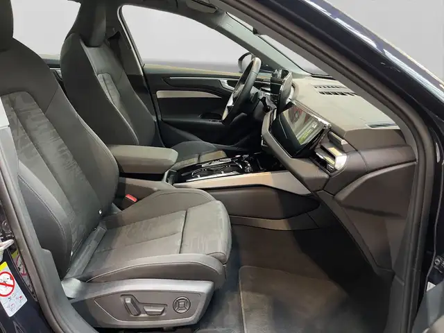 Audi A6 view 4