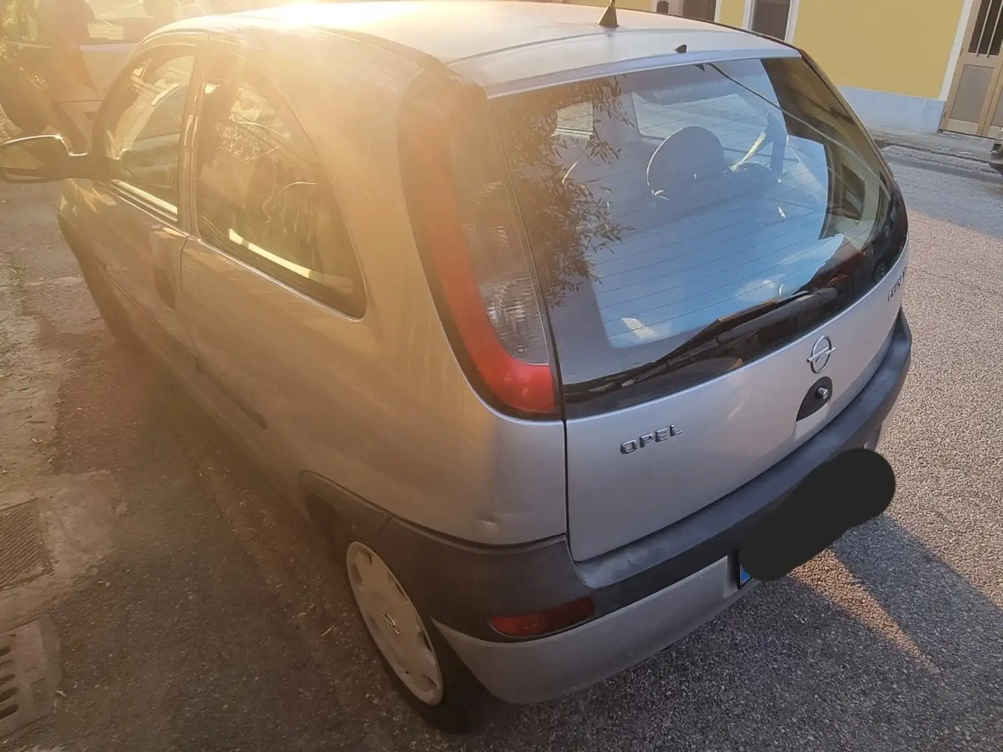 Opel Corsa 3p 1.2 Elegance - 2