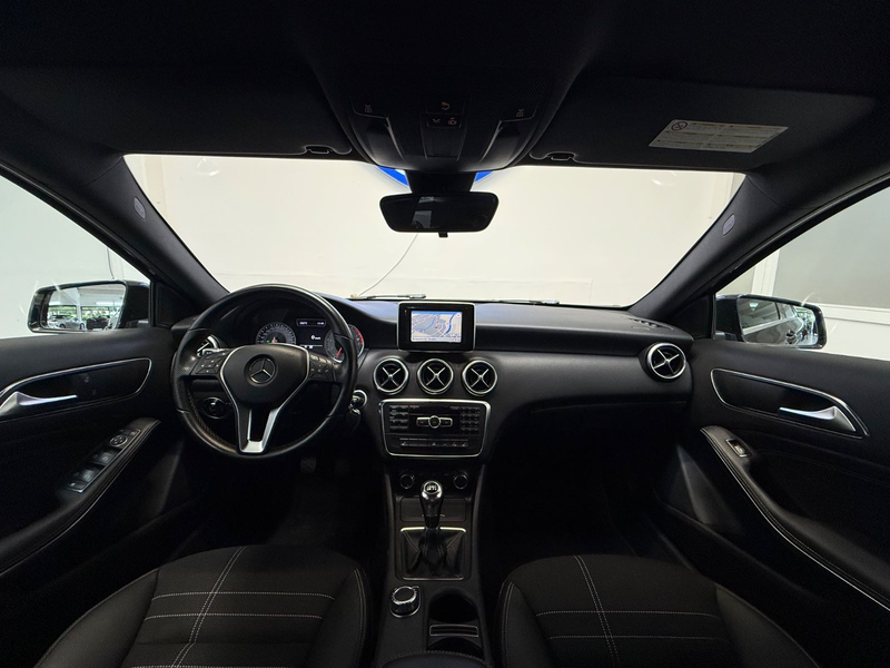 Mercedes-Benz A 180 BlueEfficiency/Teilleder/Navi — photo 10