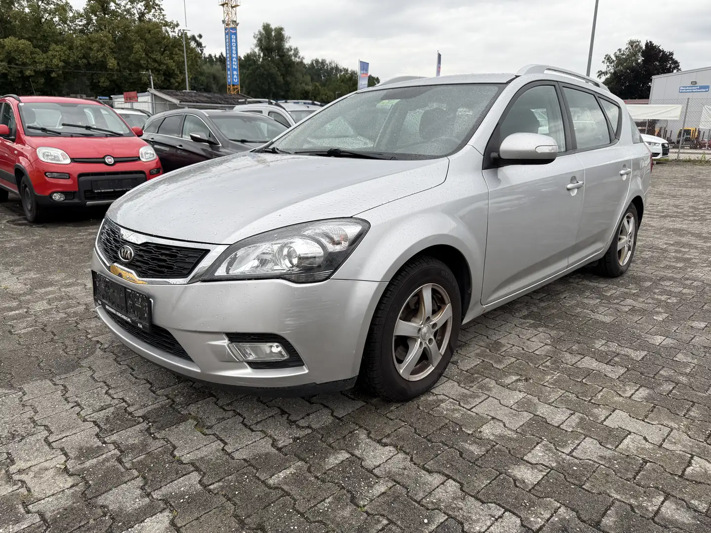 Kia Ceed SW / cee'd SW 1.6 CRDi Spirit Grau - 1