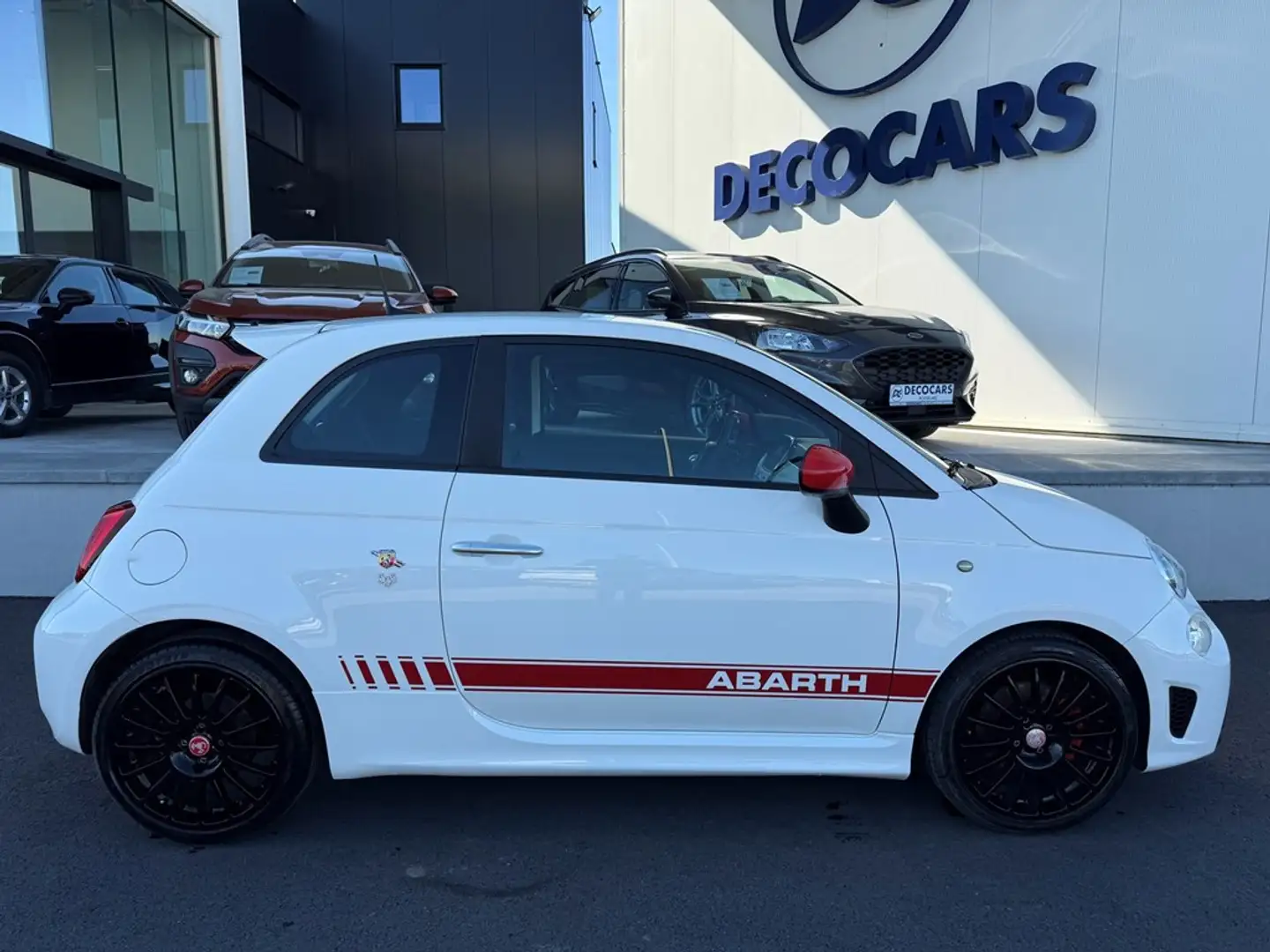 Abarth 595 // Carplay - touchscreen - DAB // Blanc - 2