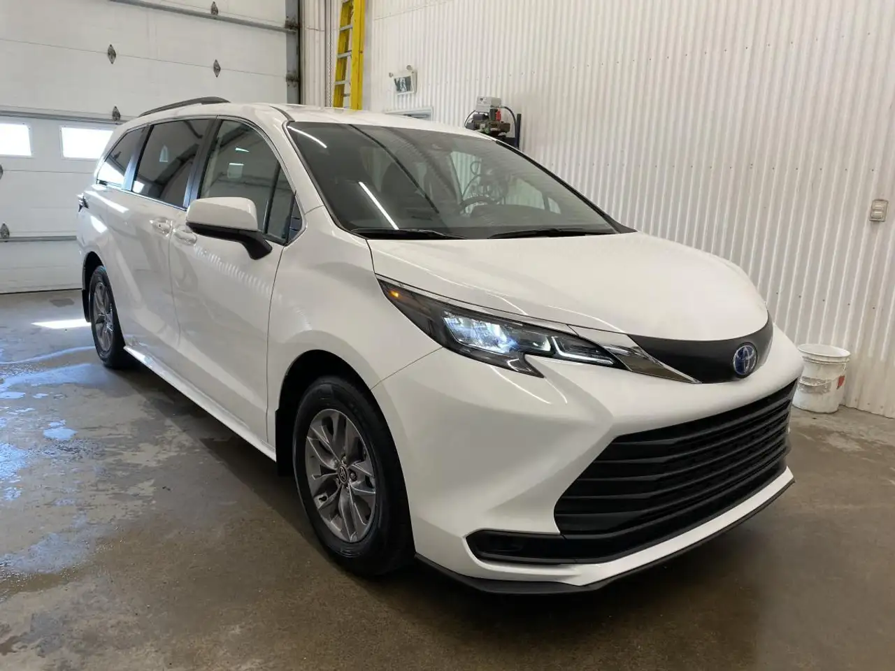 2025 Toyota Sienna