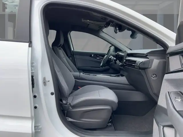 Renault Austral view 8