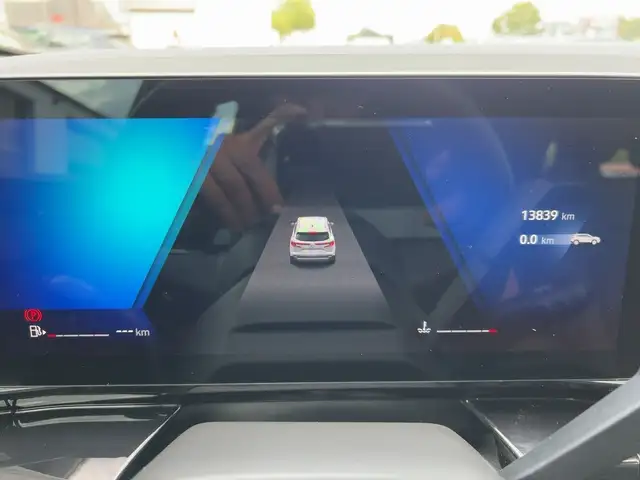 Renault Austral view 13