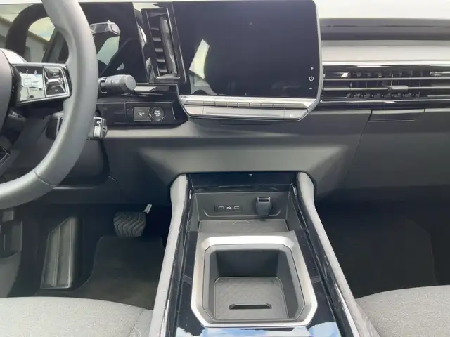 Renault Austral view 12