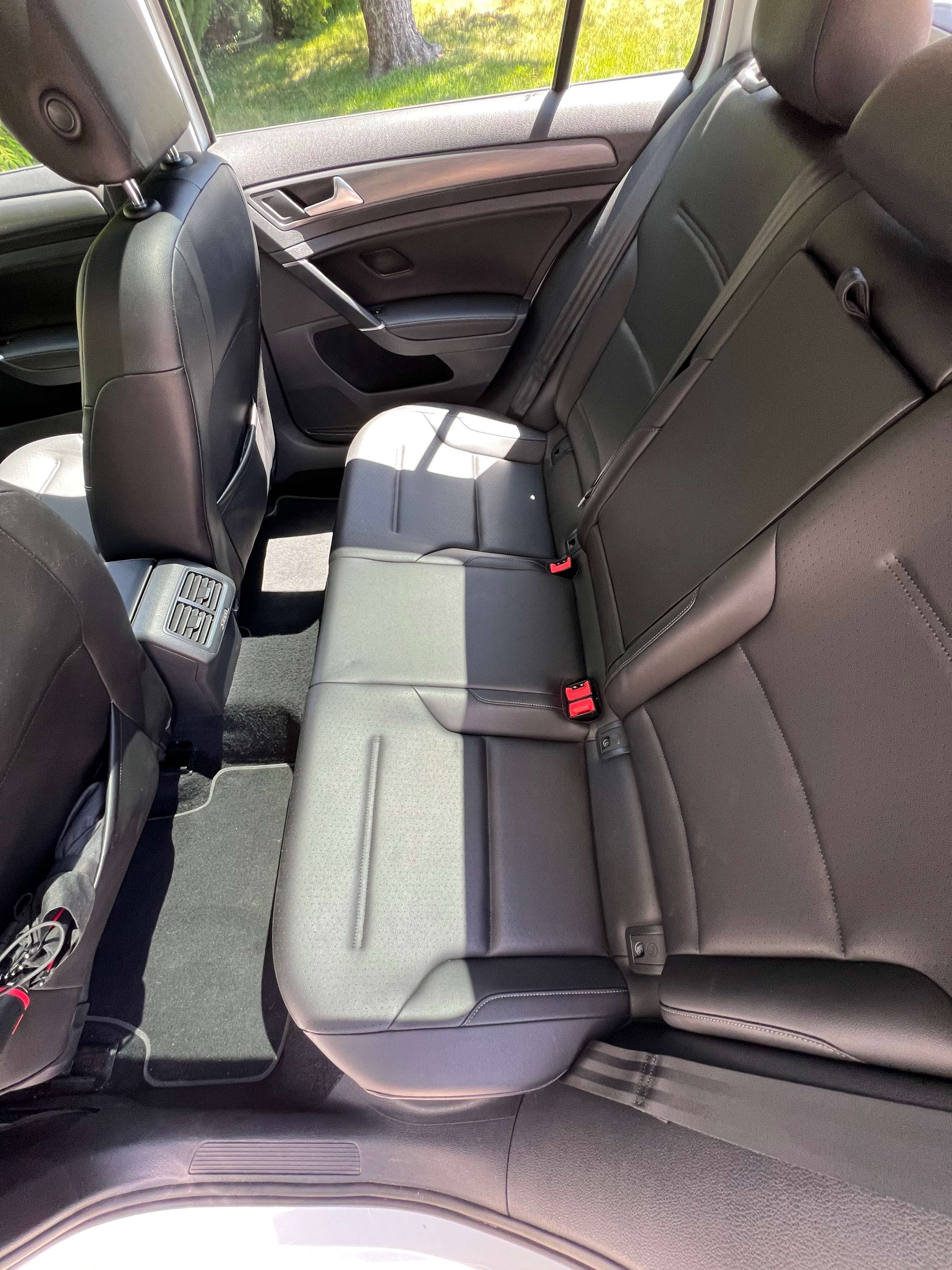 2019 Volkswagen Golf SportWagen thumb 6