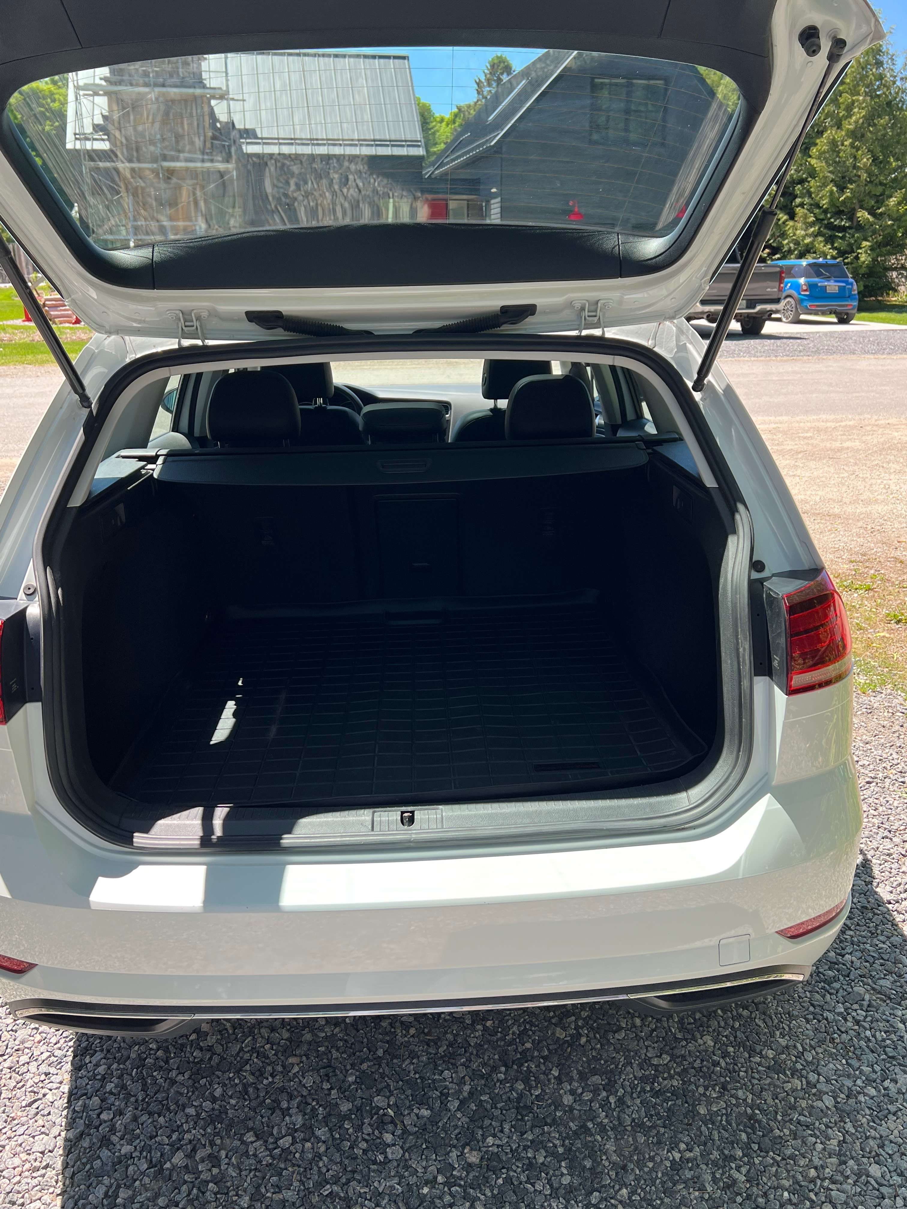 2019 Volkswagen Golf SportWagen thumb 13
