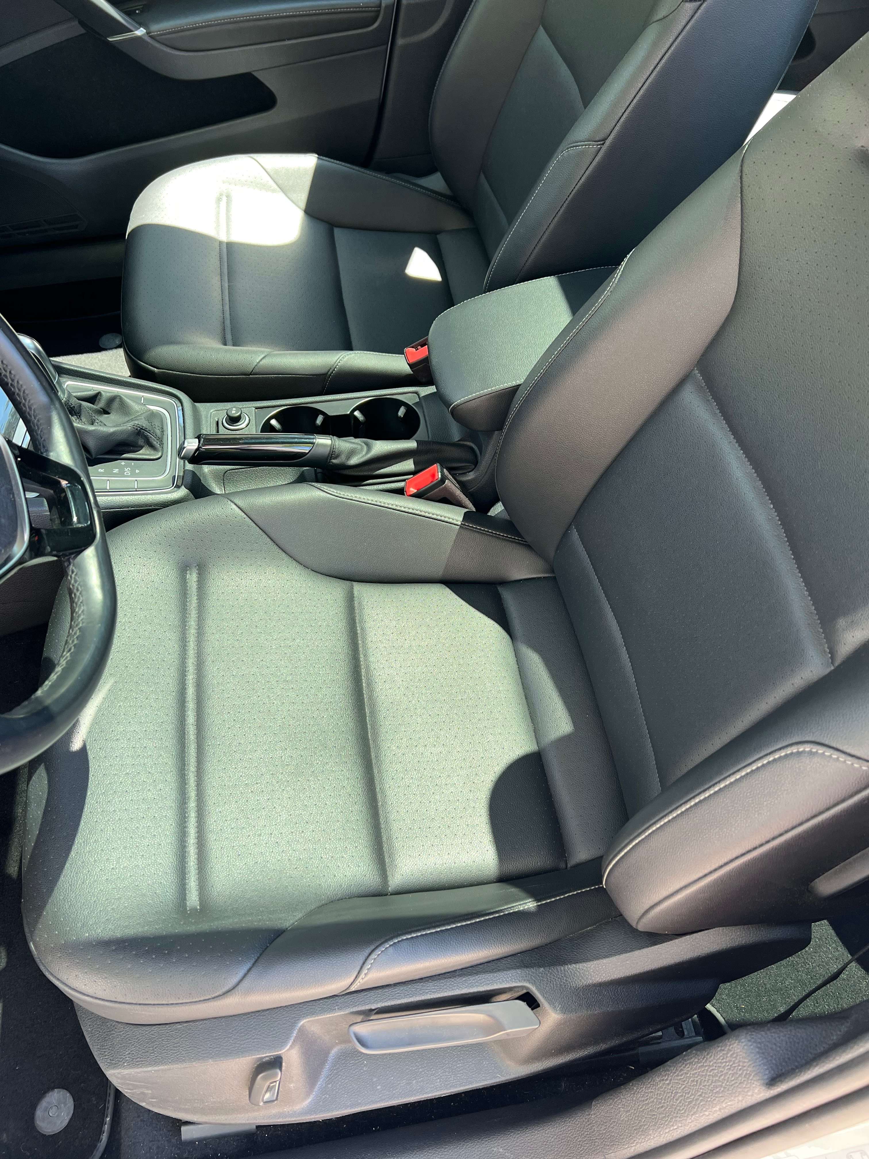 2019 Volkswagen Golf SportWagen alt 4