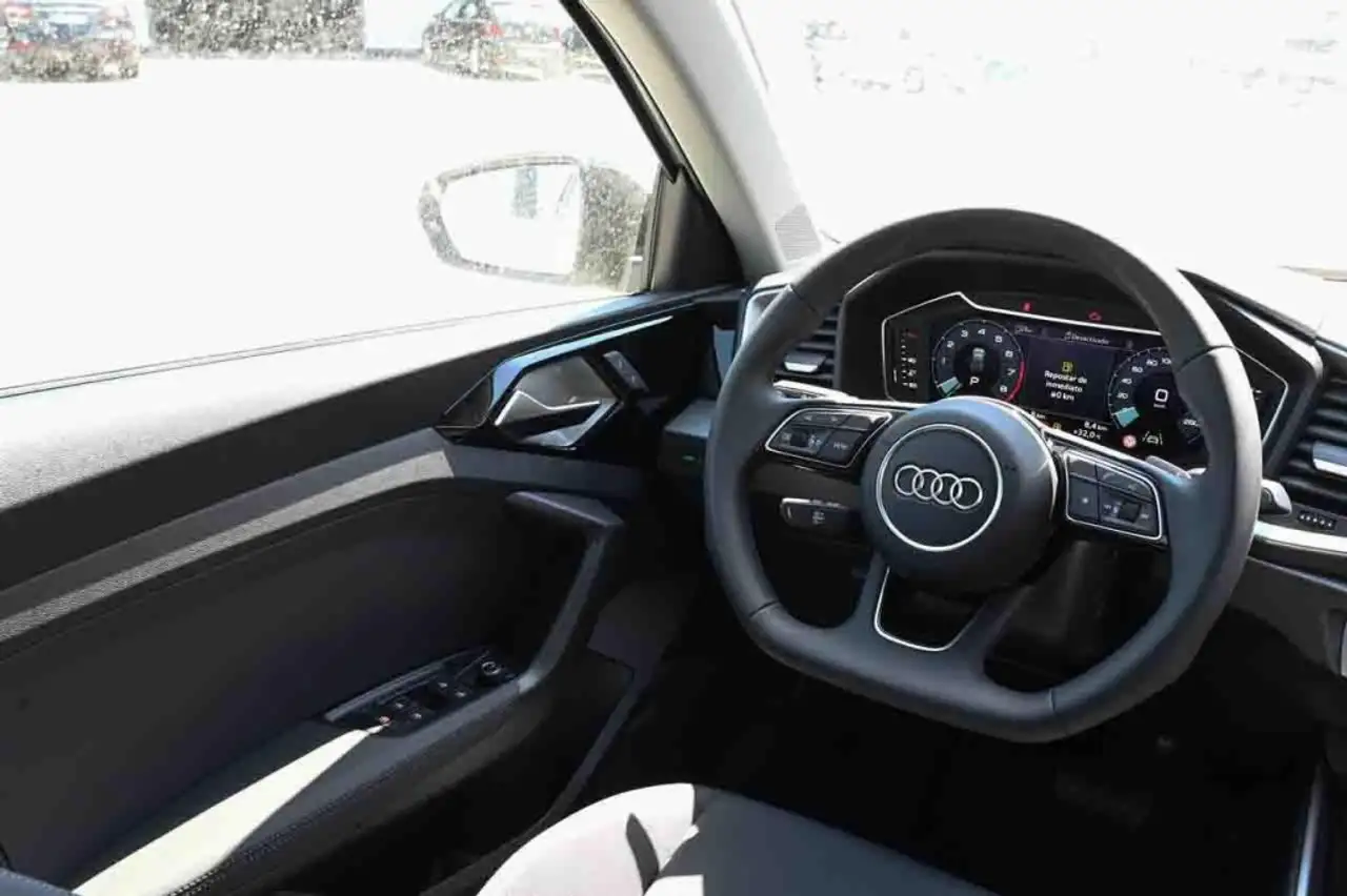 Audi A1 2026 — фото 12