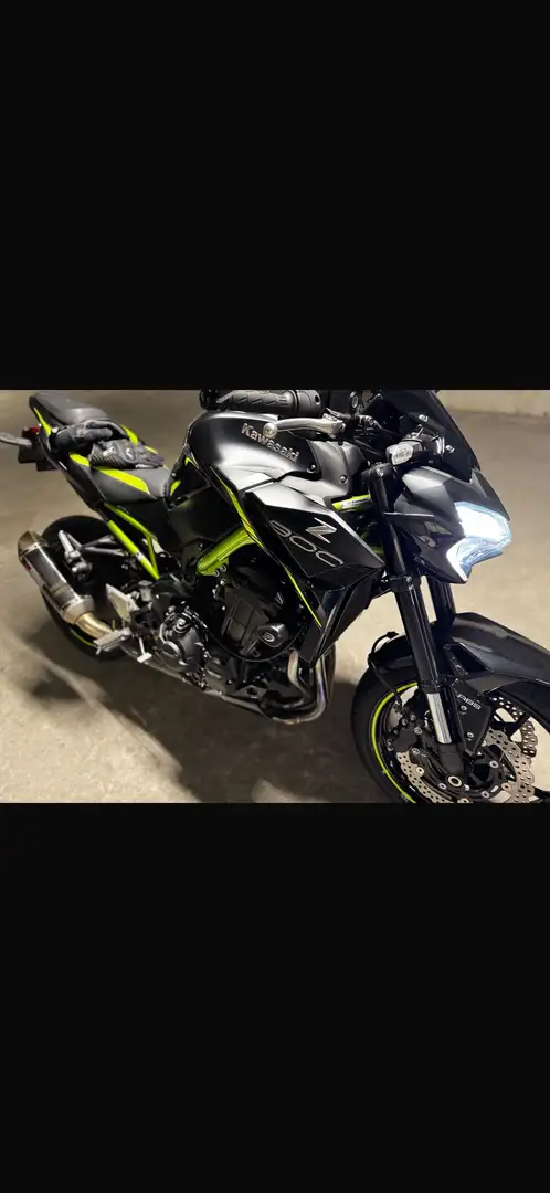 Kawasaki 900 Z ZR900F Black - 1