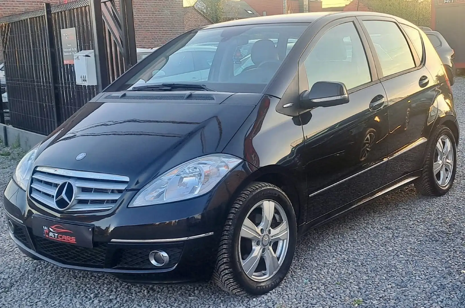 Mercedes-Benz A 180 CDI Avantgarde BOÎTE AUTO. // AIRCO // GARANTIE Noir - 1