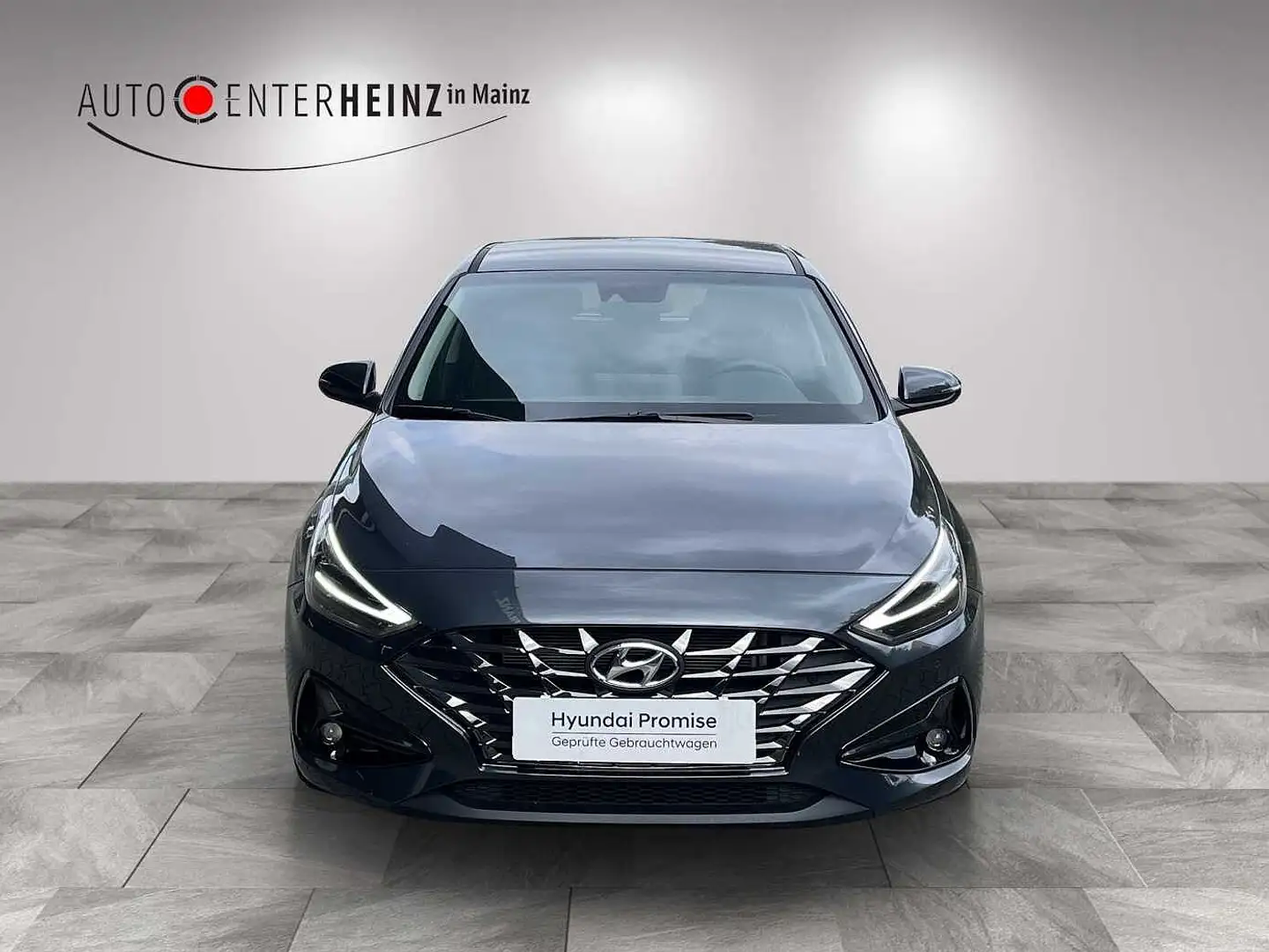 Hyundai i30 Trend Mild-Hybrid Grau - 2