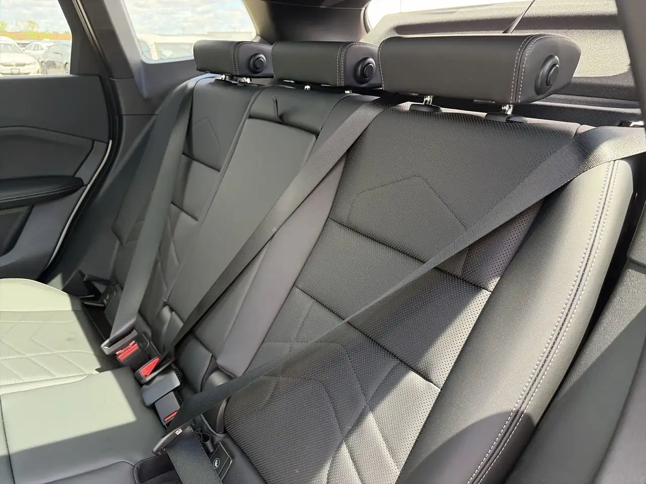 BMW X1 снимка BMW X1