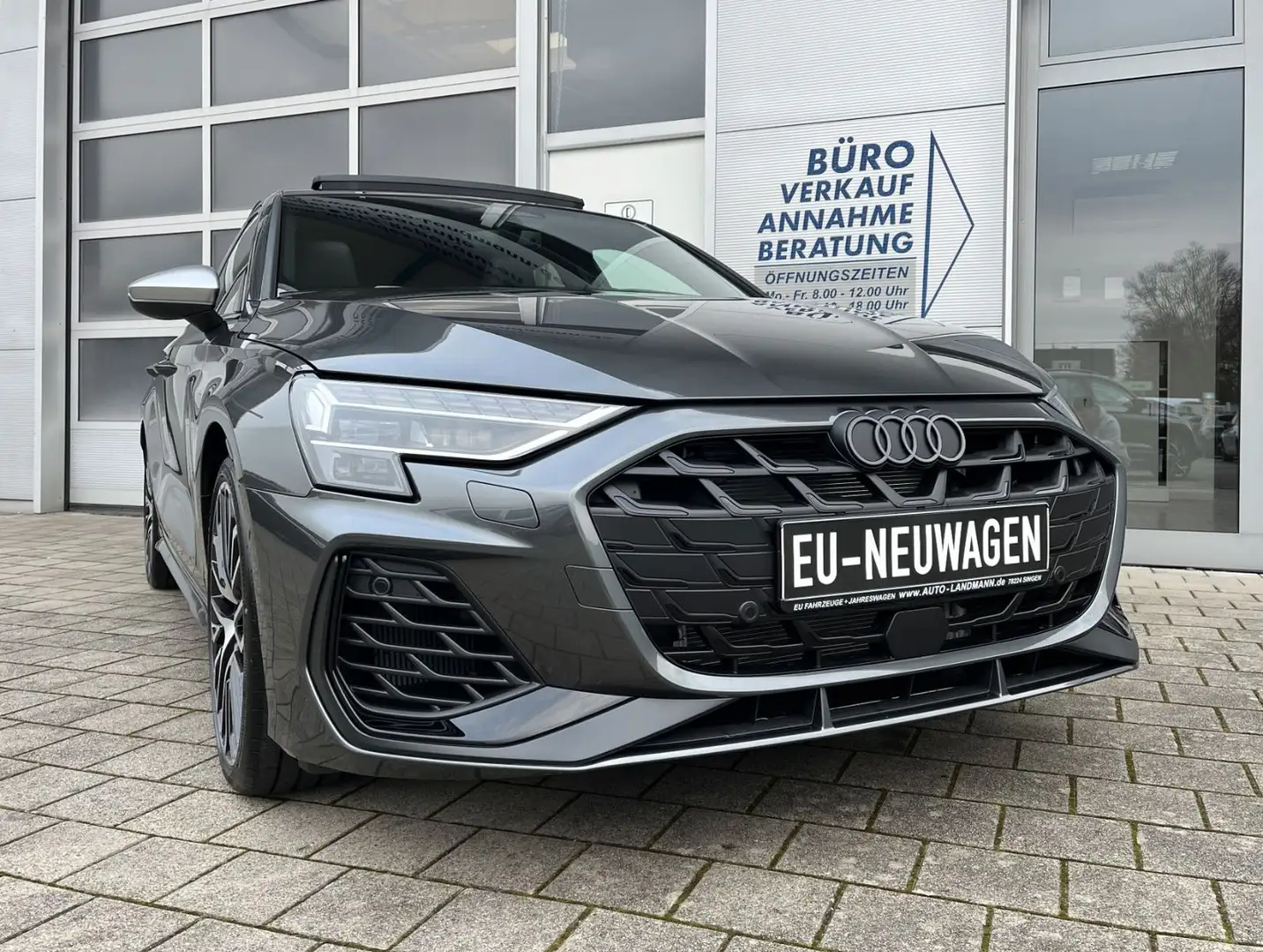 Audi S3 Sportback TFSI quattro GLASDACH MATRIX 4J GAR Gris - 1