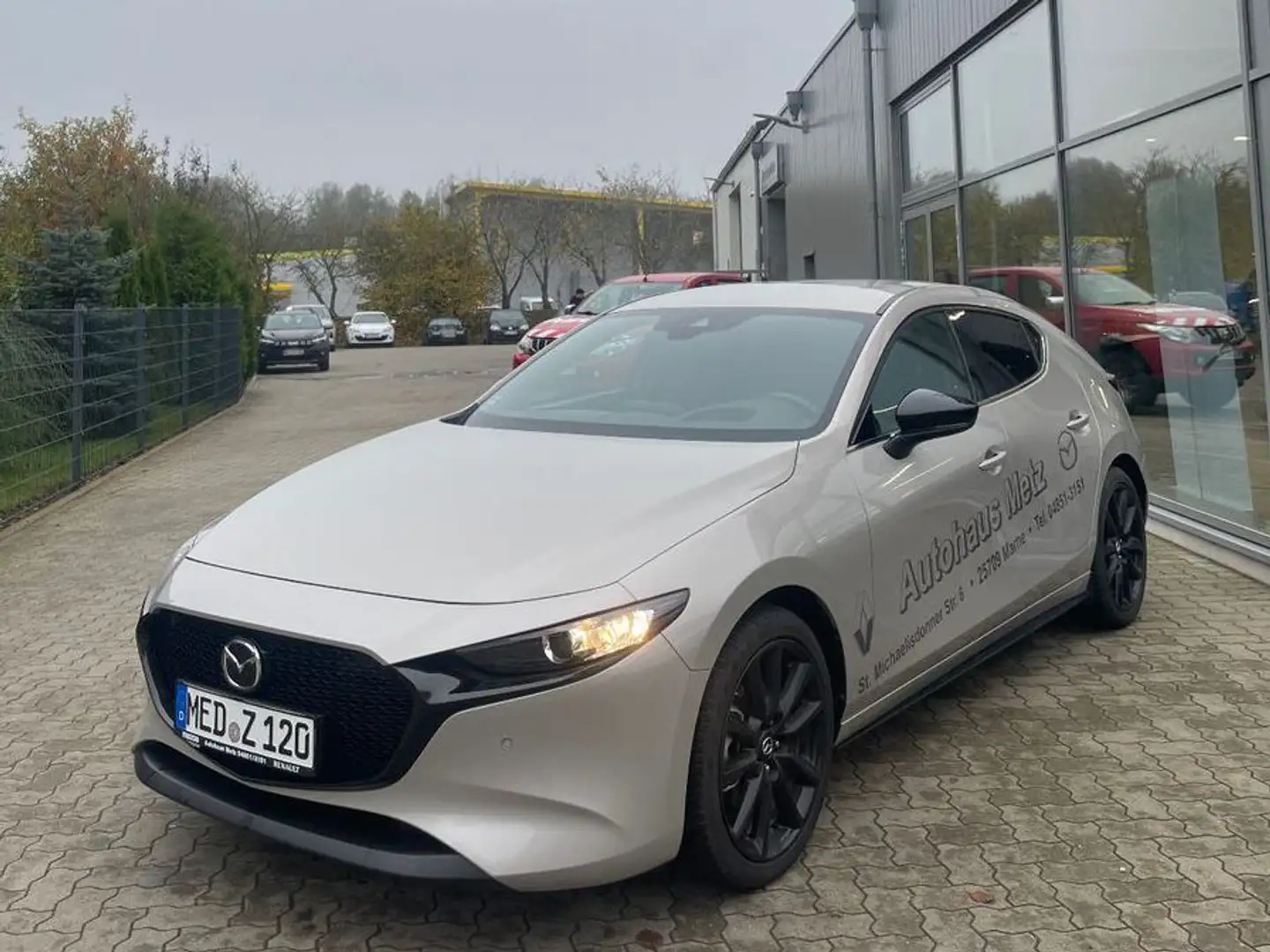 Mazda 3 Mazda3 S SKYACTIV-G 2.0 M Hybrid 6GS AL-HOMURA Beige - 1