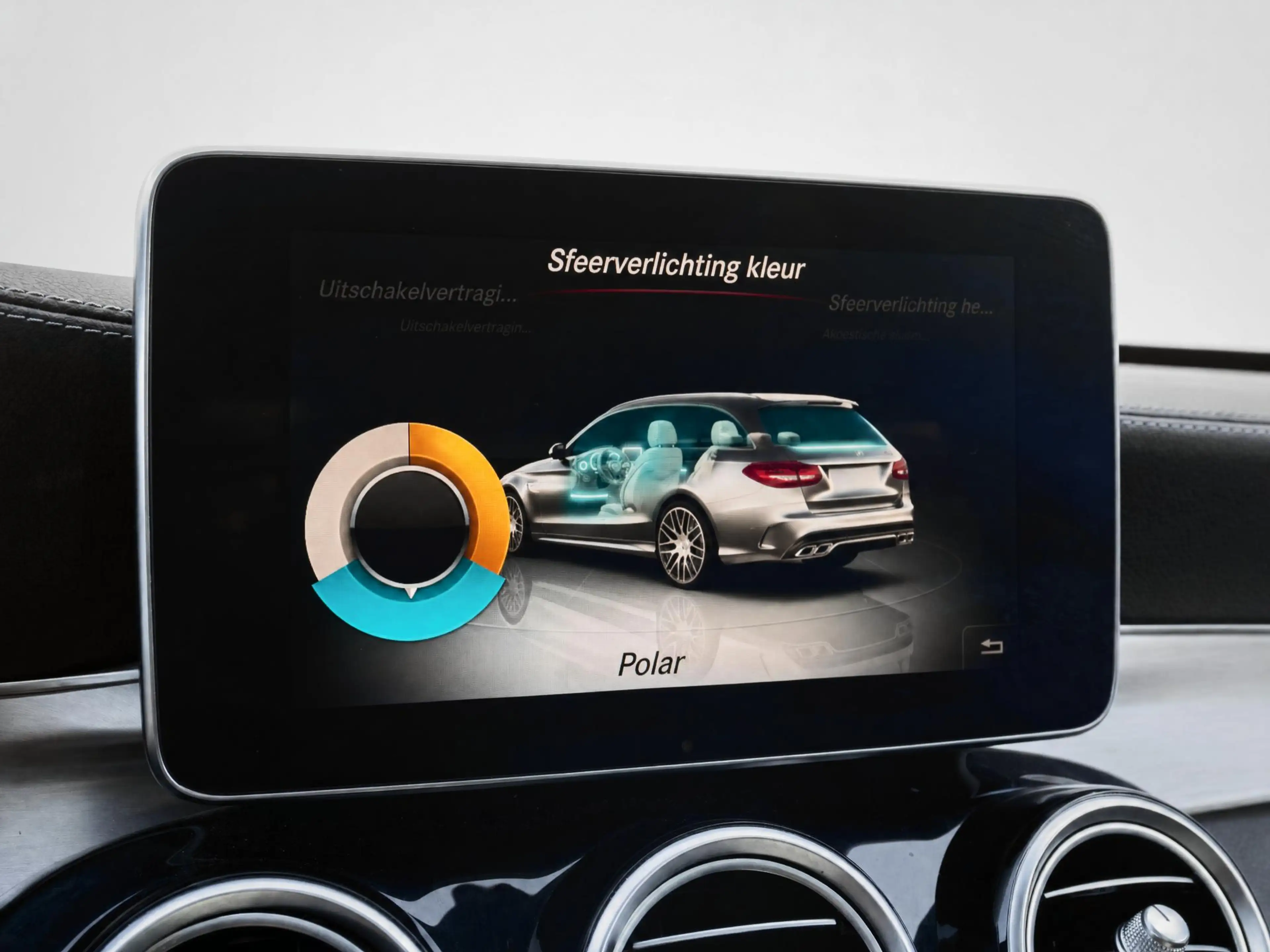 Mercedes-Benz C 63 AMG Estate | HUD | Burmester | Volledig onderhouden — photo 30