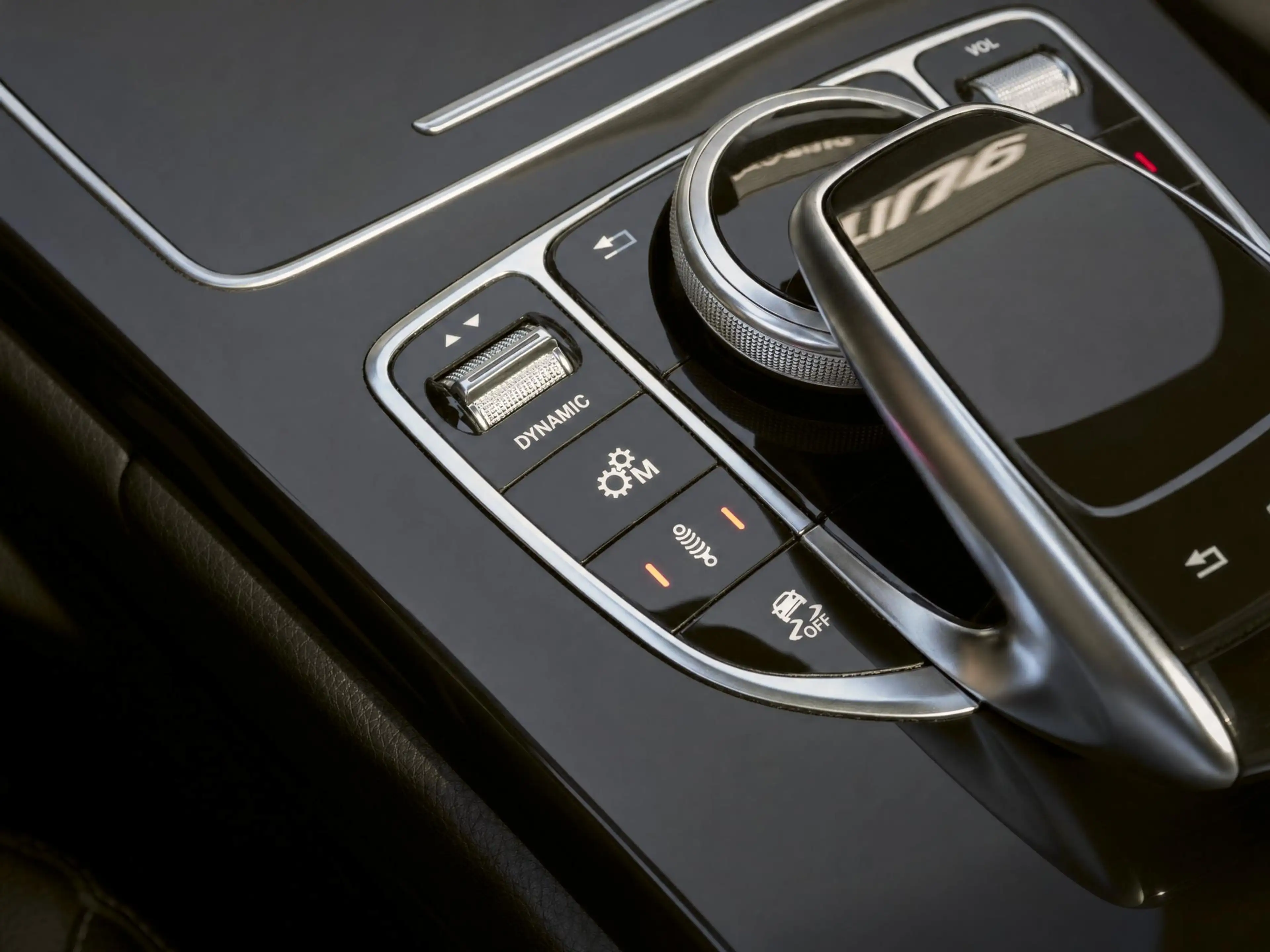 Mercedes-Benz C 63 AMG Estate | HUD | Burmester | Volledig onderhouden — photo 32