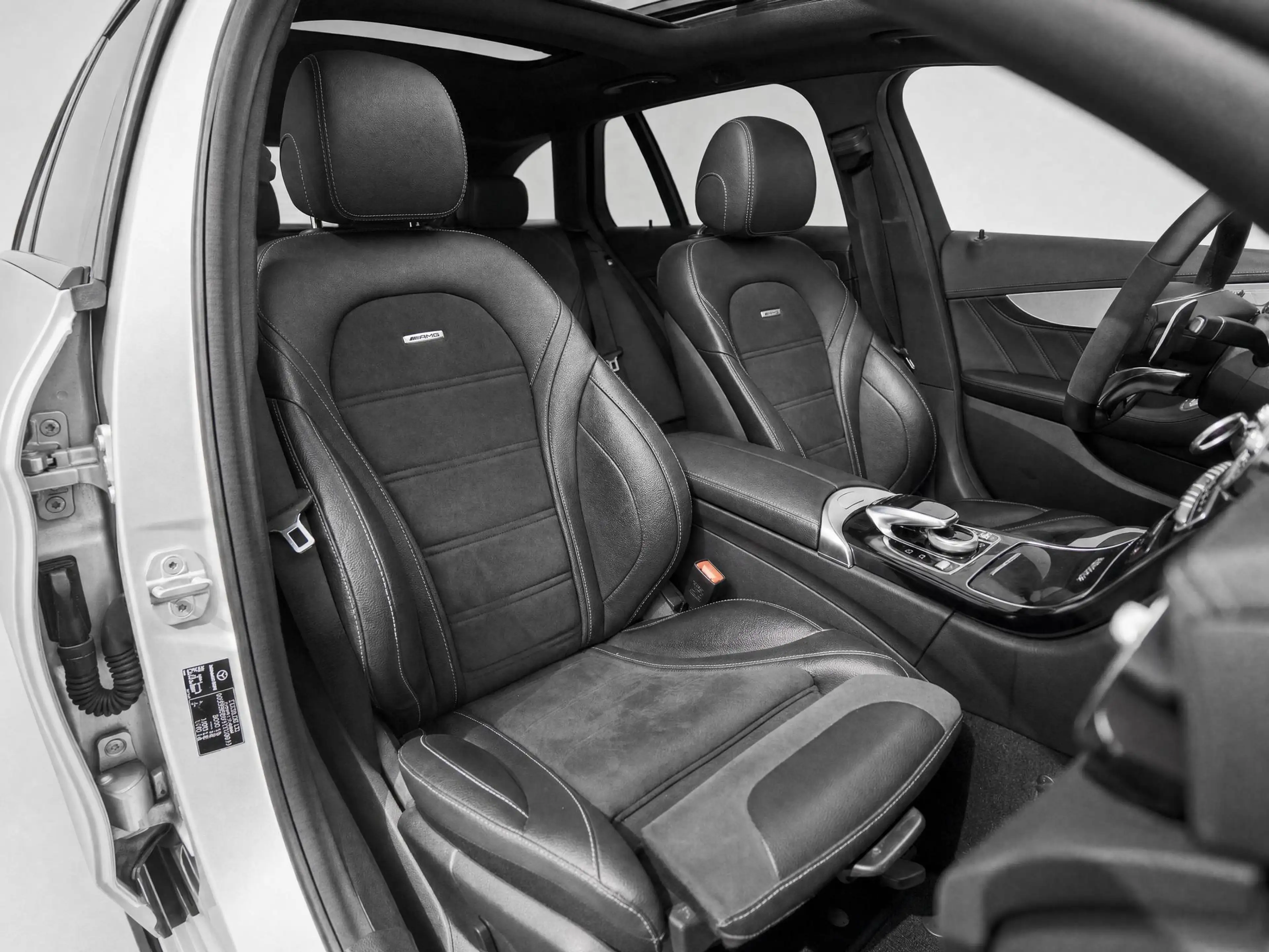 Mercedes-Benz C 63 AMG Estate | HUD | Burmester | Volledig onderhouden — photo 43