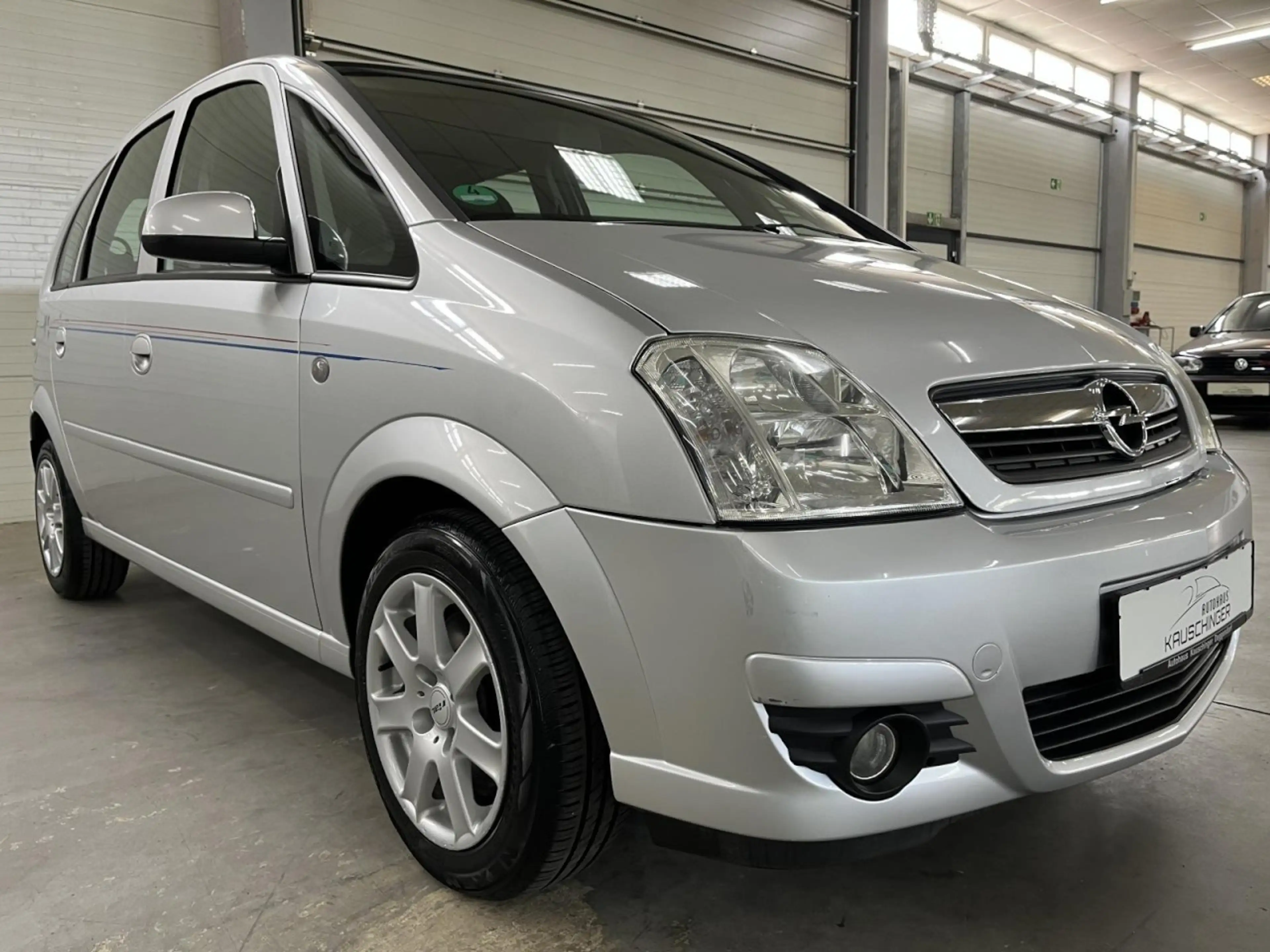 Opel Meriva Edition 1.6 AUTOMATIK KLIMA BENZIN ALUFLEGEN — photo 3