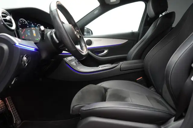 Mercedes-Benz E-Class view 12
