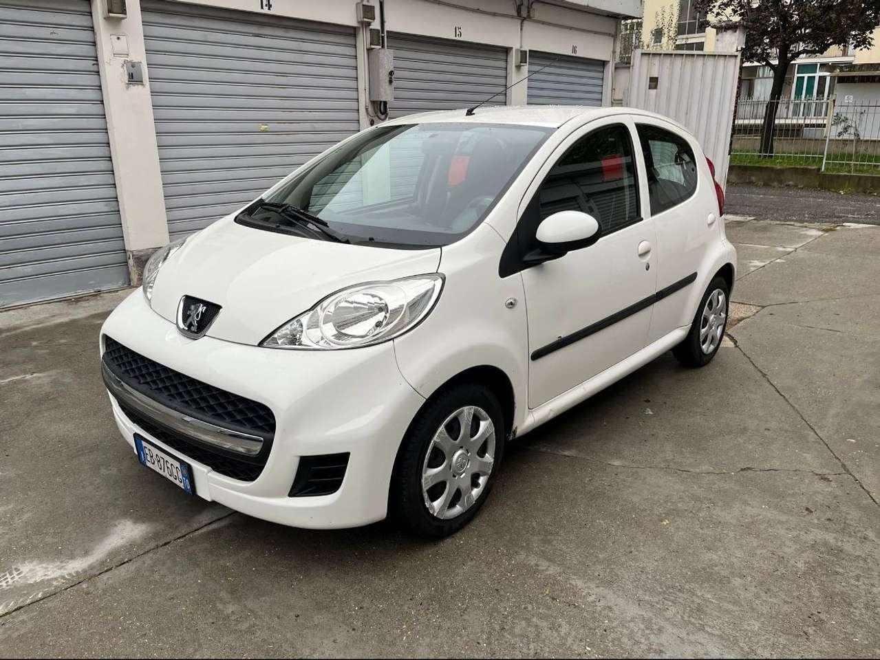 Peugeot 107 1.0 68CV 5p. Plaisir
