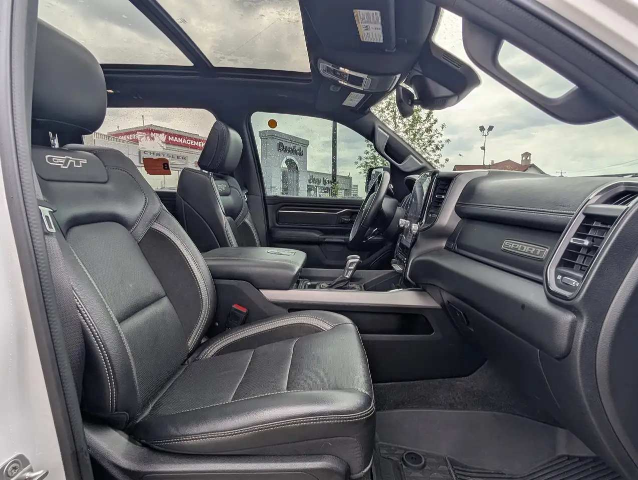 RAM 1500 fotografie RAM 1500