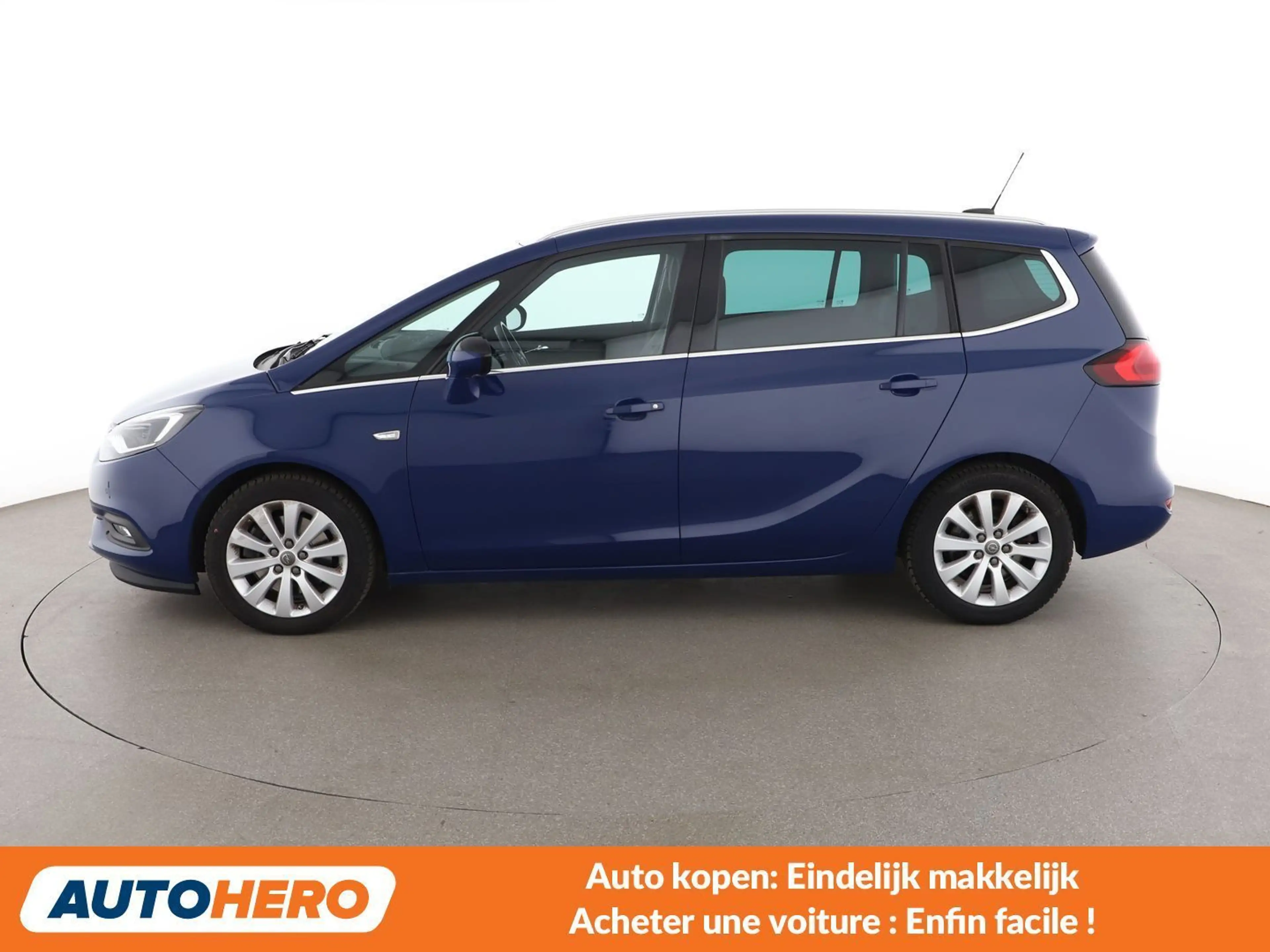 Opel Zafira Tourer 1.6 SIDI Turbo Innovation Start/Stop — photo 3