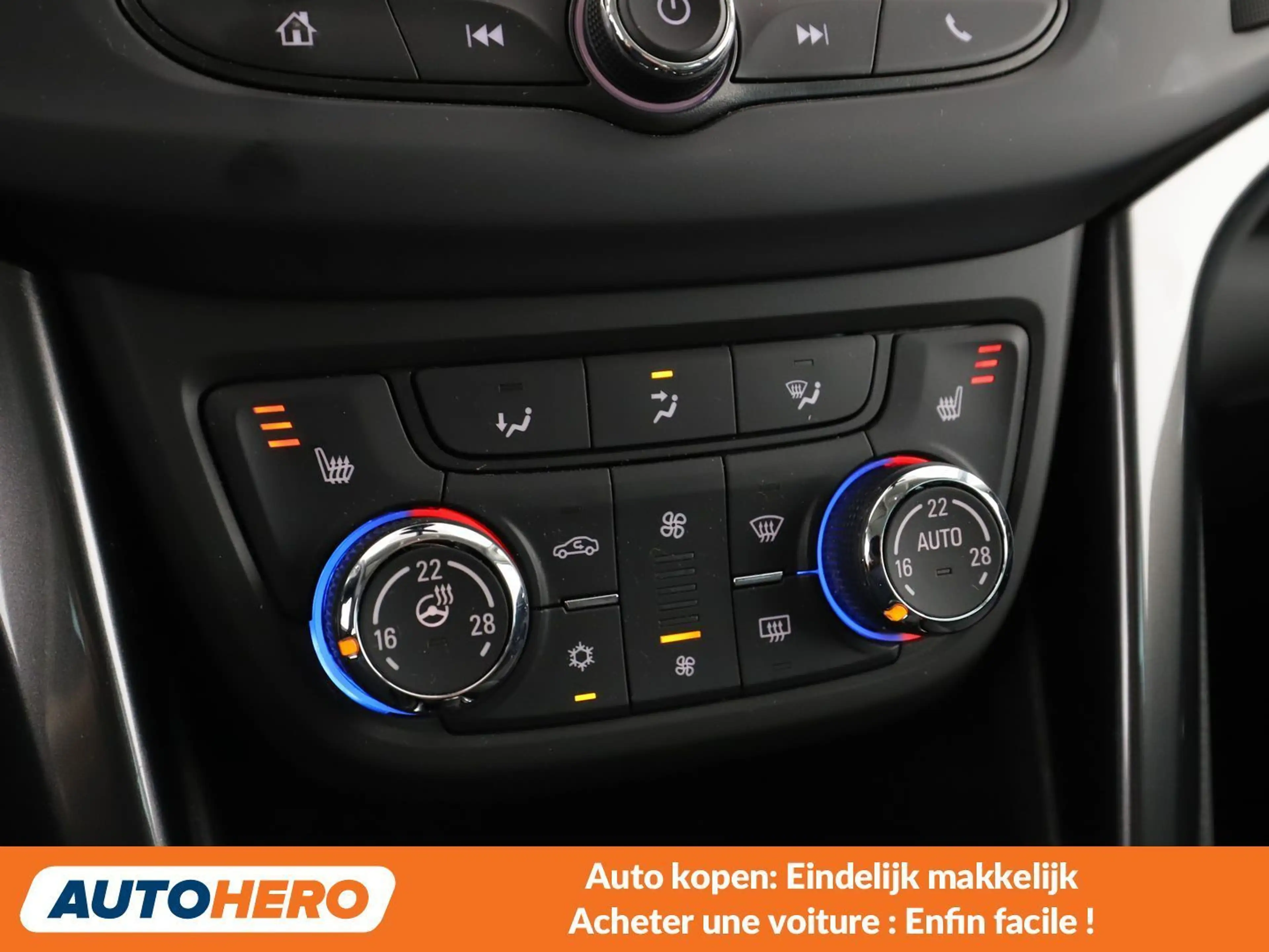 Opel Zafira Tourer 1.6 SIDI Turbo Innovation Start/Stop — photo 11